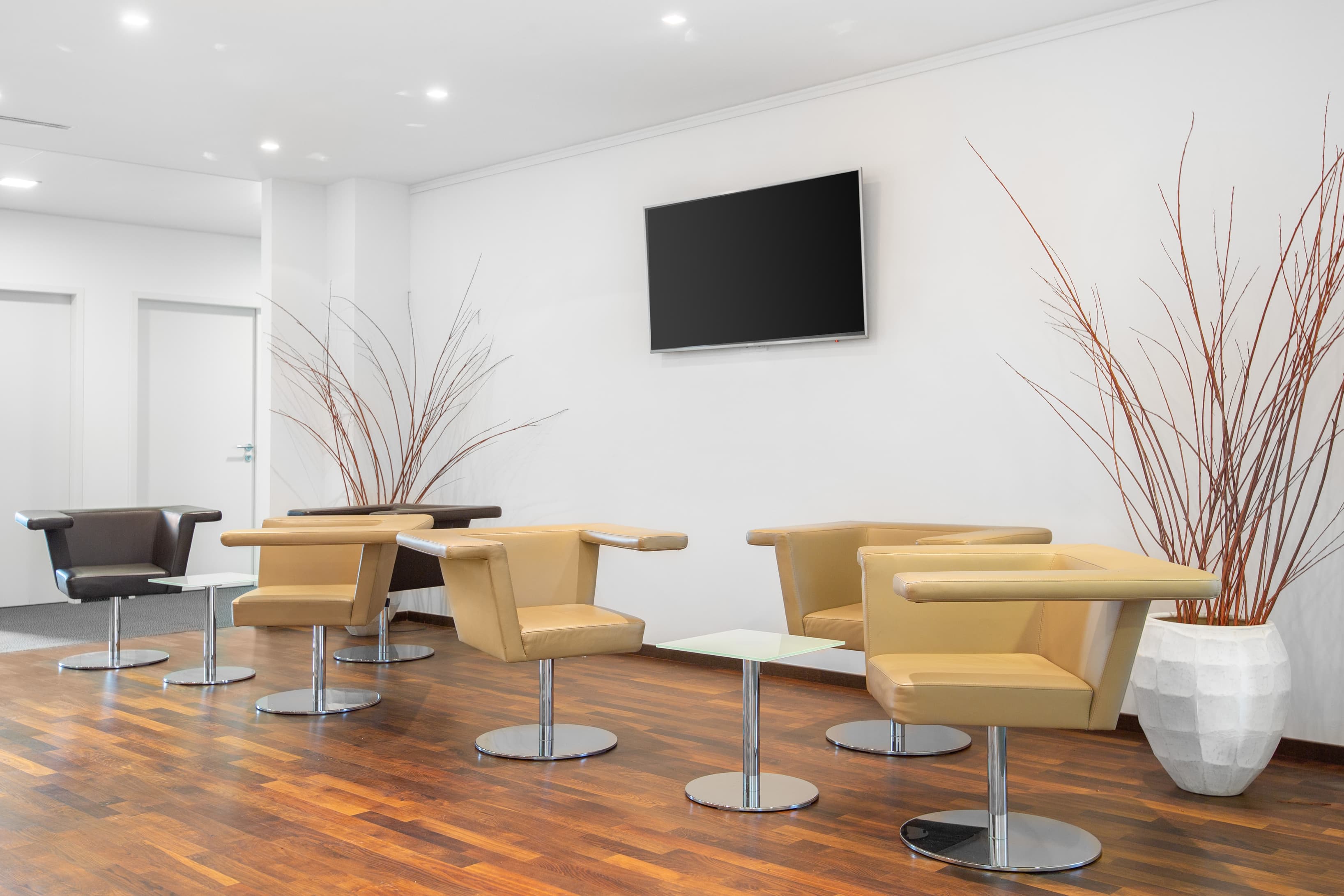 MUNICH, Nymphenburger Höfe image 2