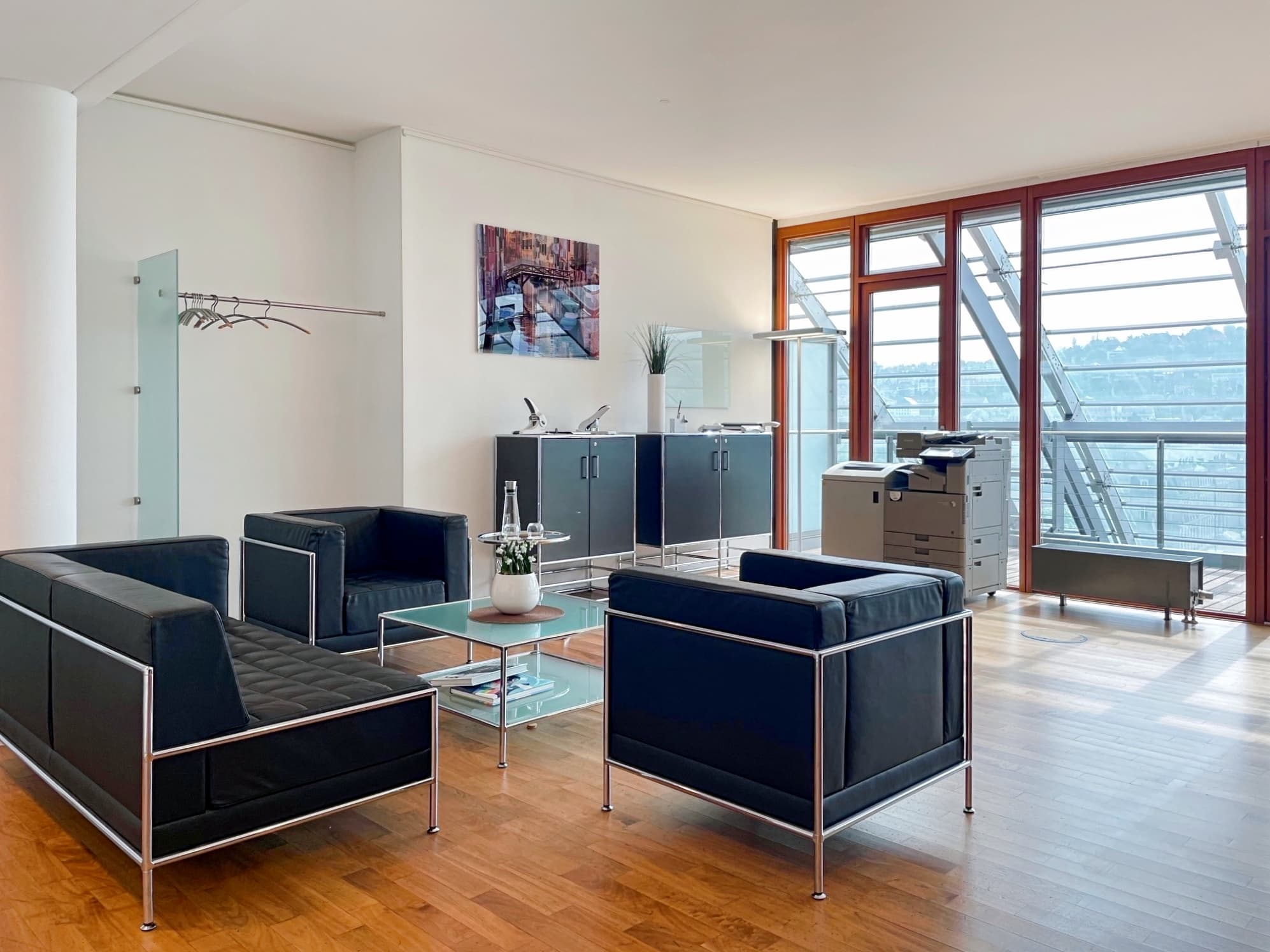 STUTTGART, SIGNATURE Schlossplatz image 7