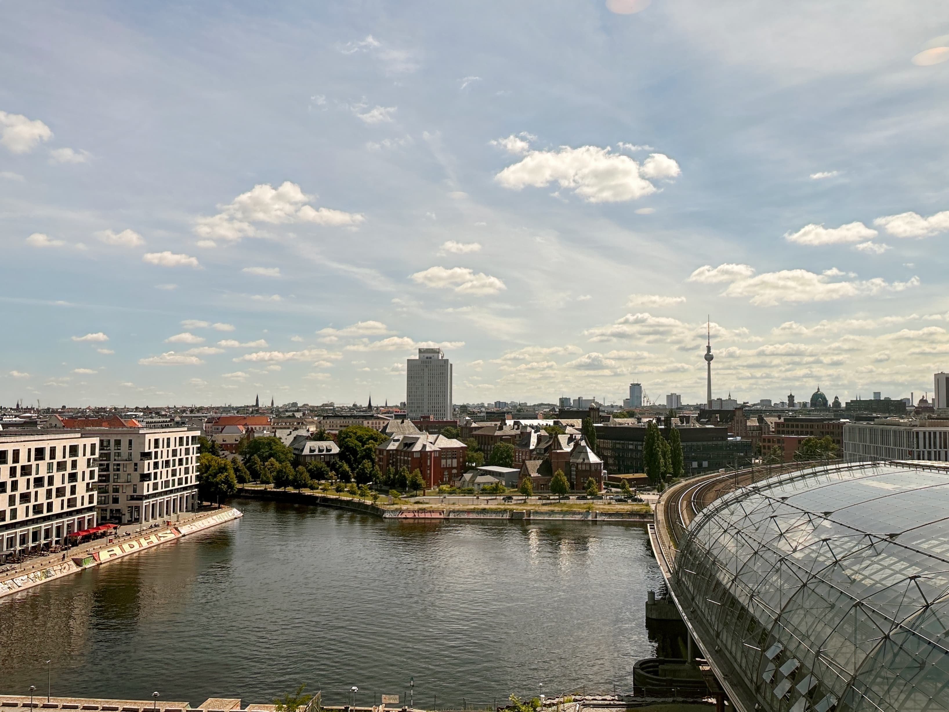 BERLIN, Berlin Hauptbahnhof image 9