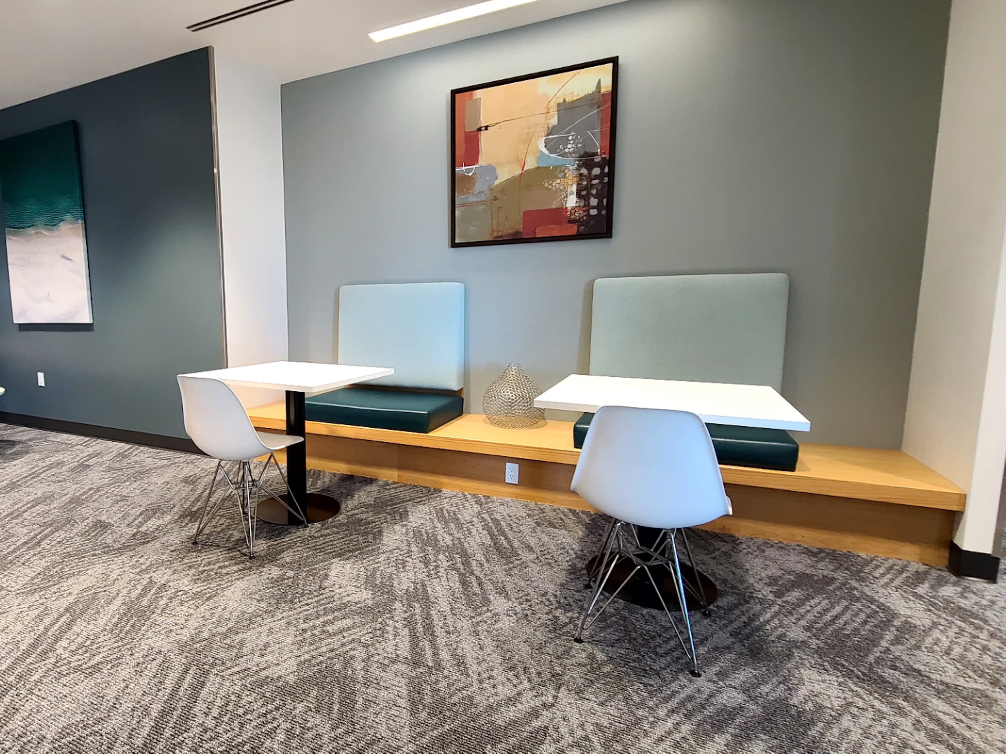 CA, Newport Beach - John Wayne Airport image 1 CA, Newport Beach - John Wayne Airport image 1