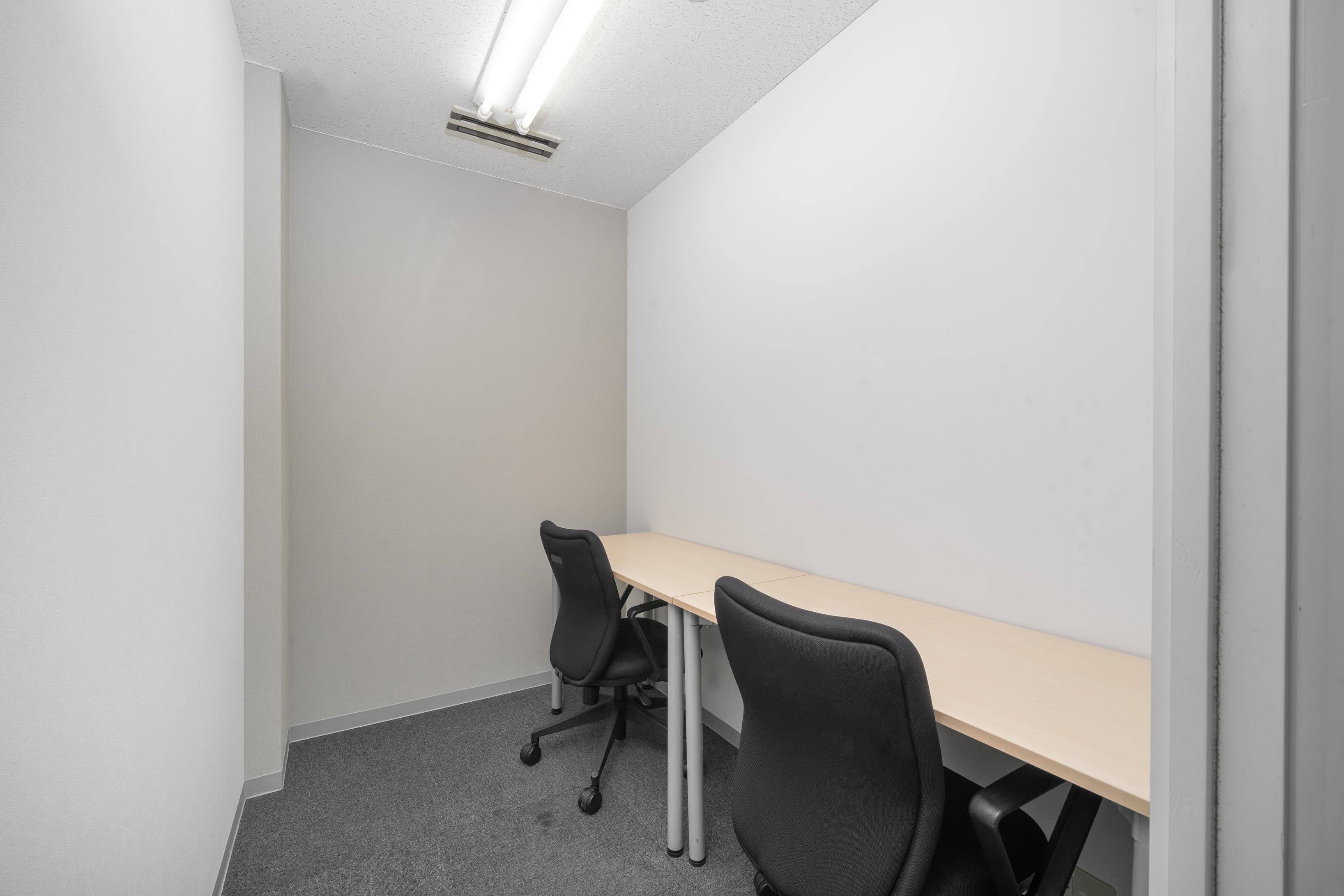 KYOTO, Kawaramachi Oike (Open Office) image 7