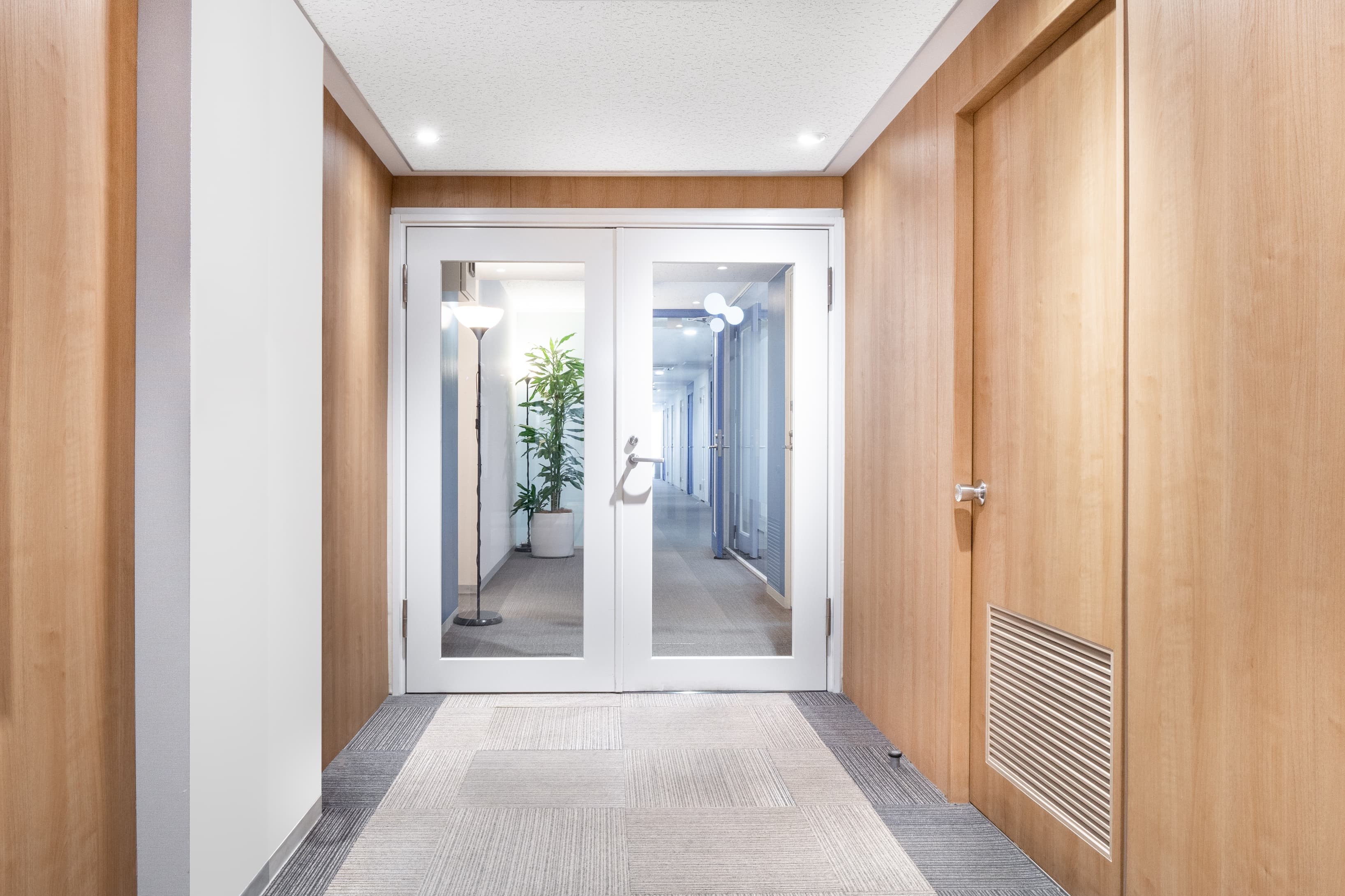 OSAKA, Keihan Yodoyabashi (Open Office) image 10