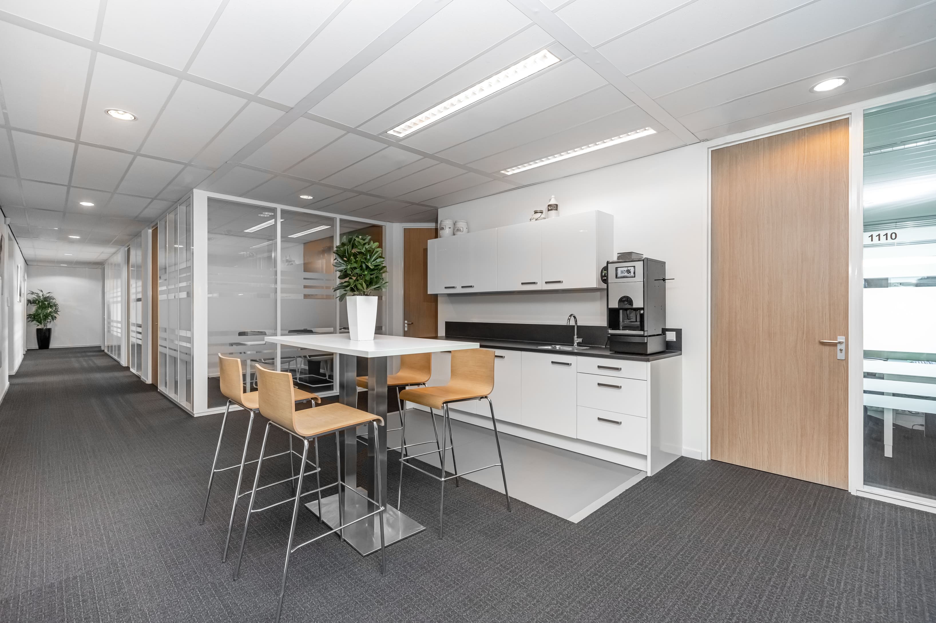 ZOETERMEER, Central Station image 6