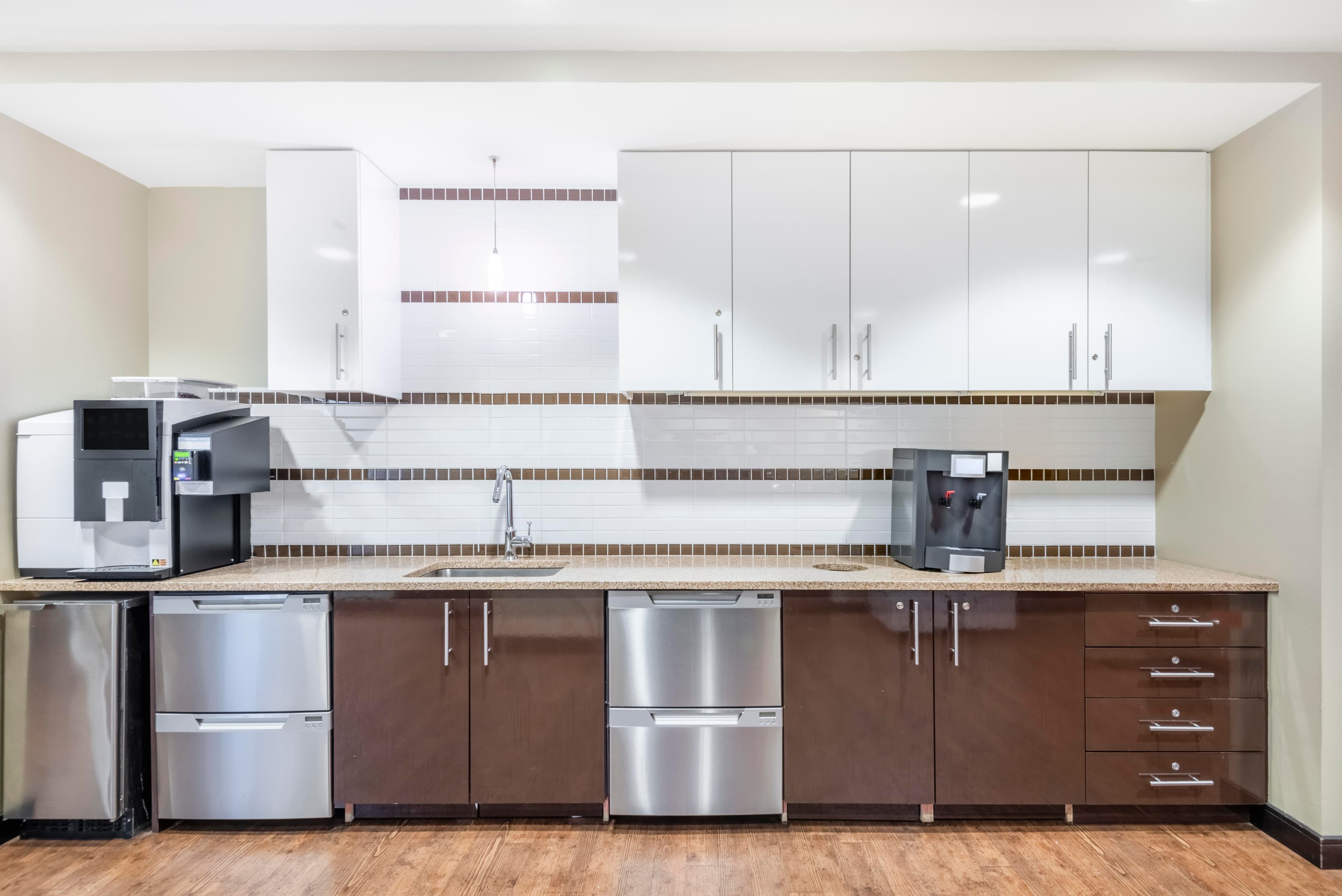 CT, Stamford - One Stamford Plaza image 4