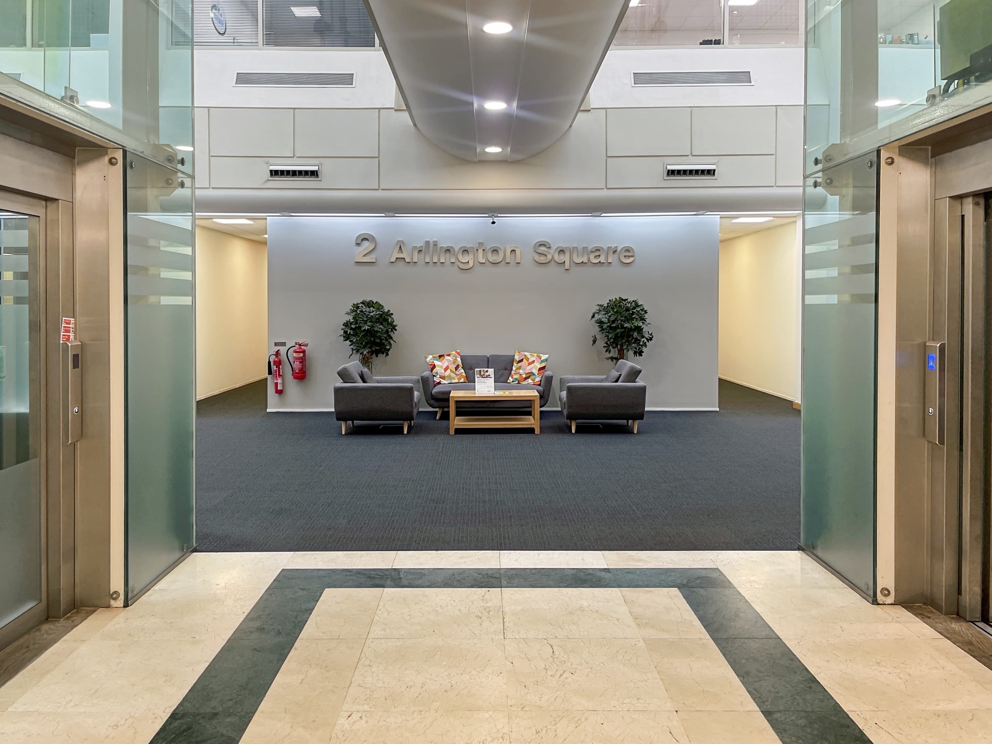 BRACKNELL, Arlington Square image 9