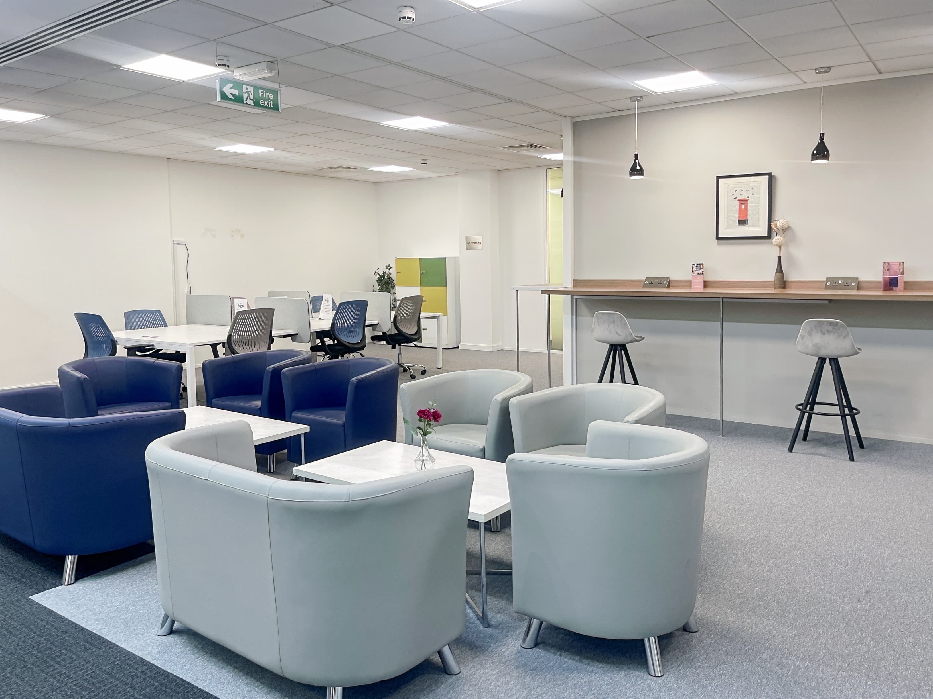 BRACKNELL, Arlington Square image 2