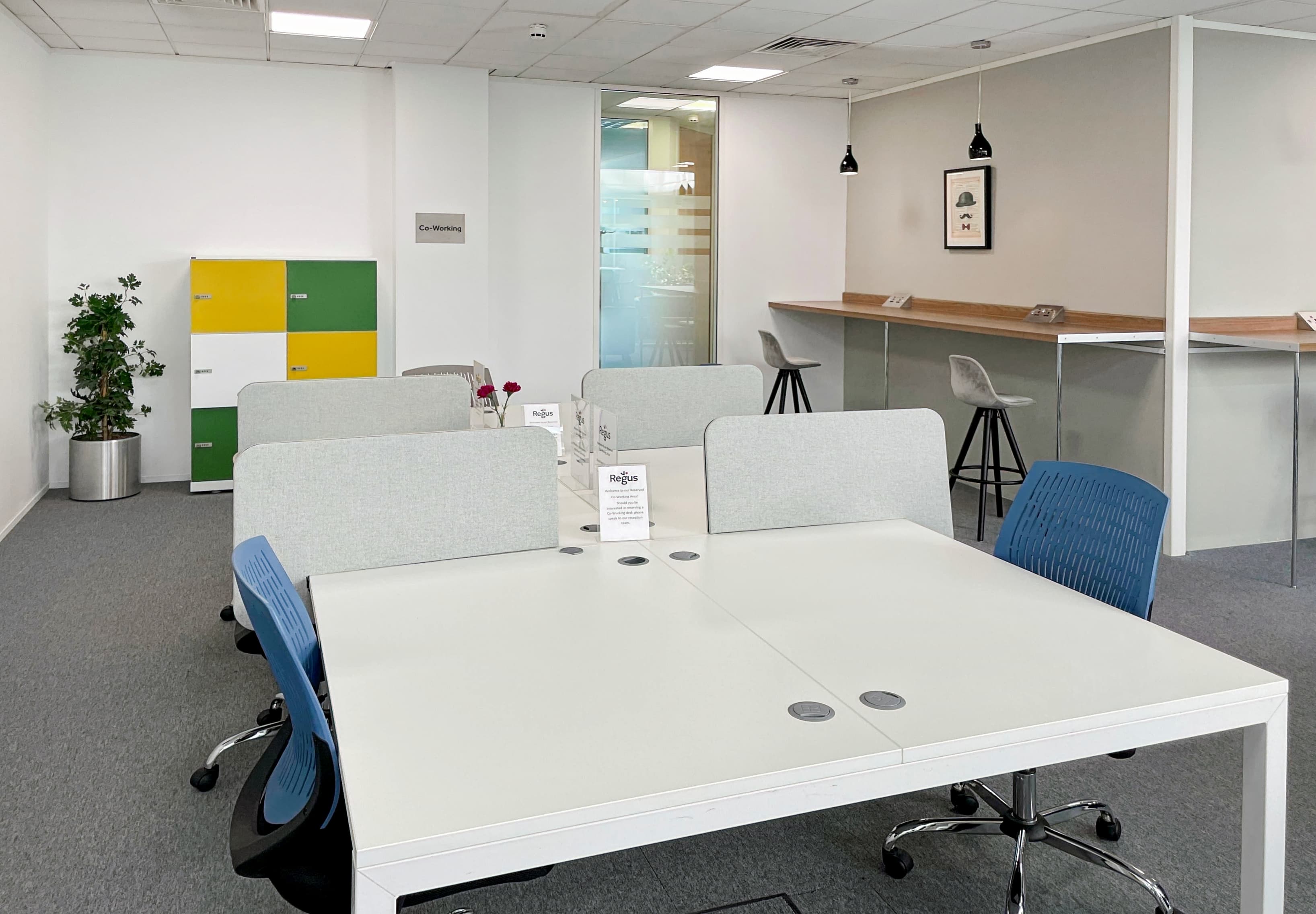 BRACKNELL, Arlington Square image 11