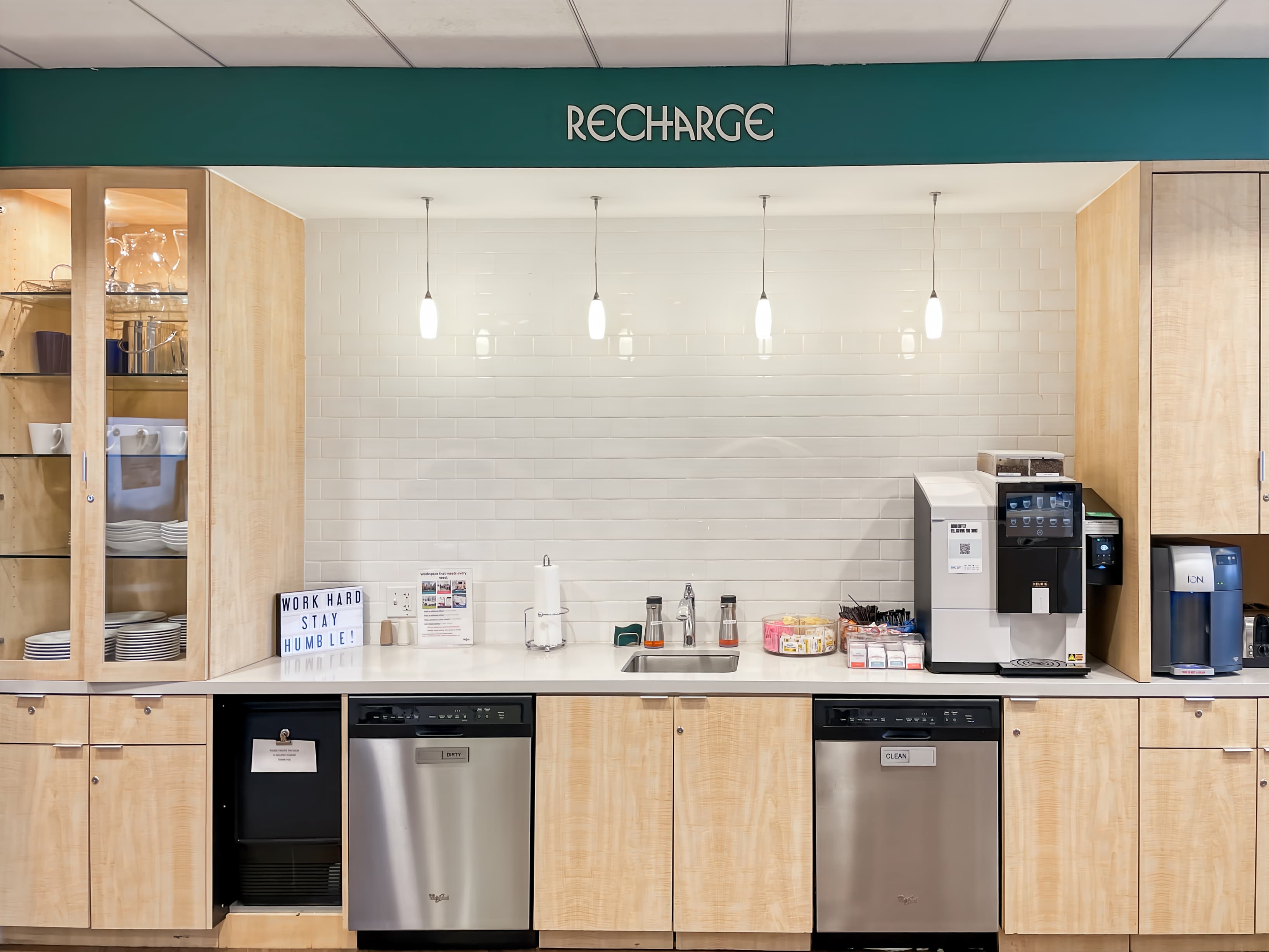 IL, Oak Brook - Oak Brook Pointe image 11