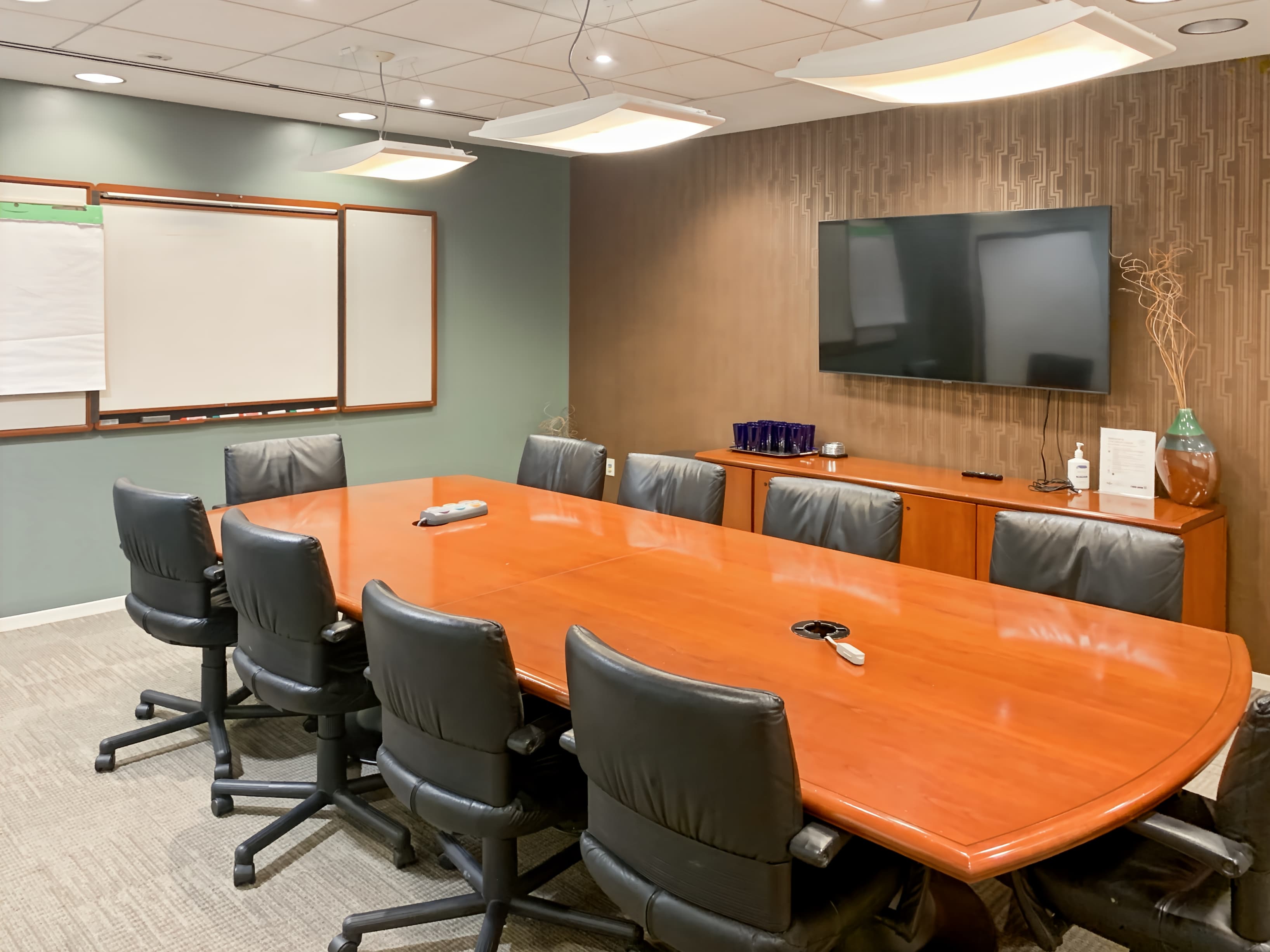 IL, Oak Brook - One Lincoln Centre image 6