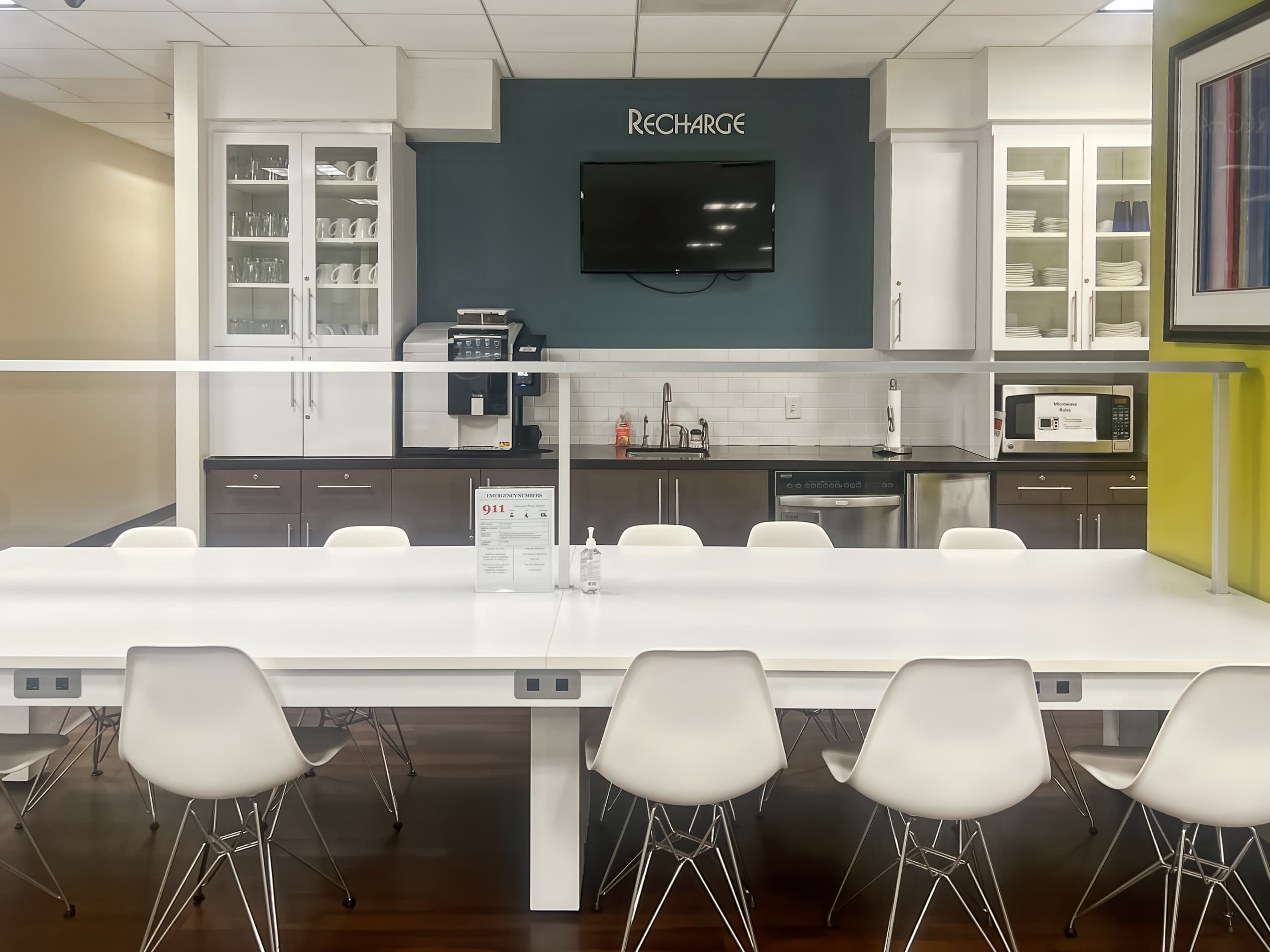 NV, Las Vegas - City Central Place image 9