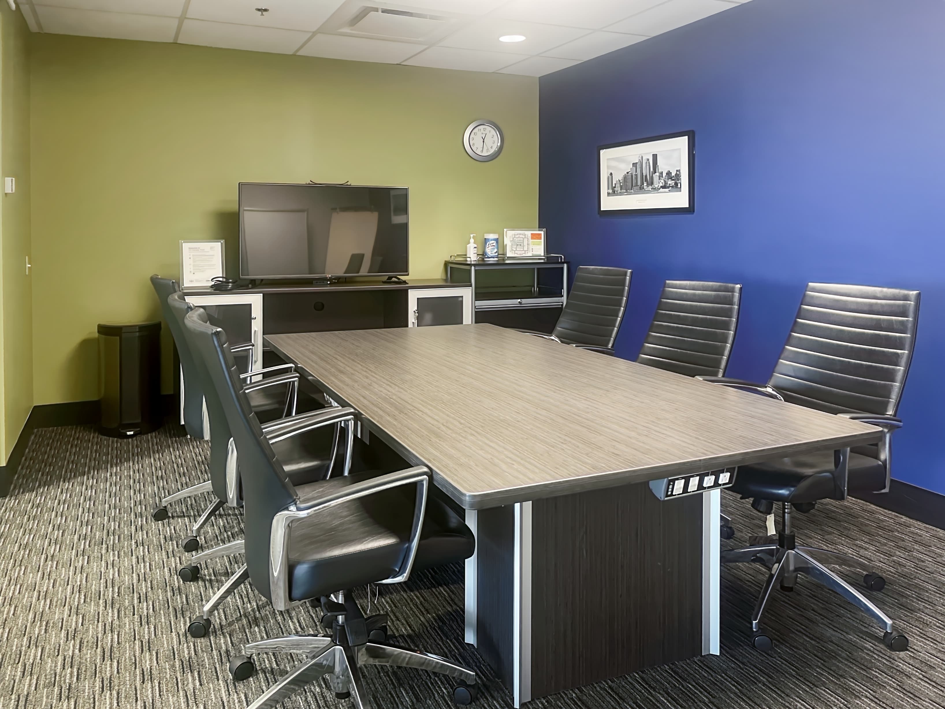 AB, Calgary - TD Canada Trust image 3