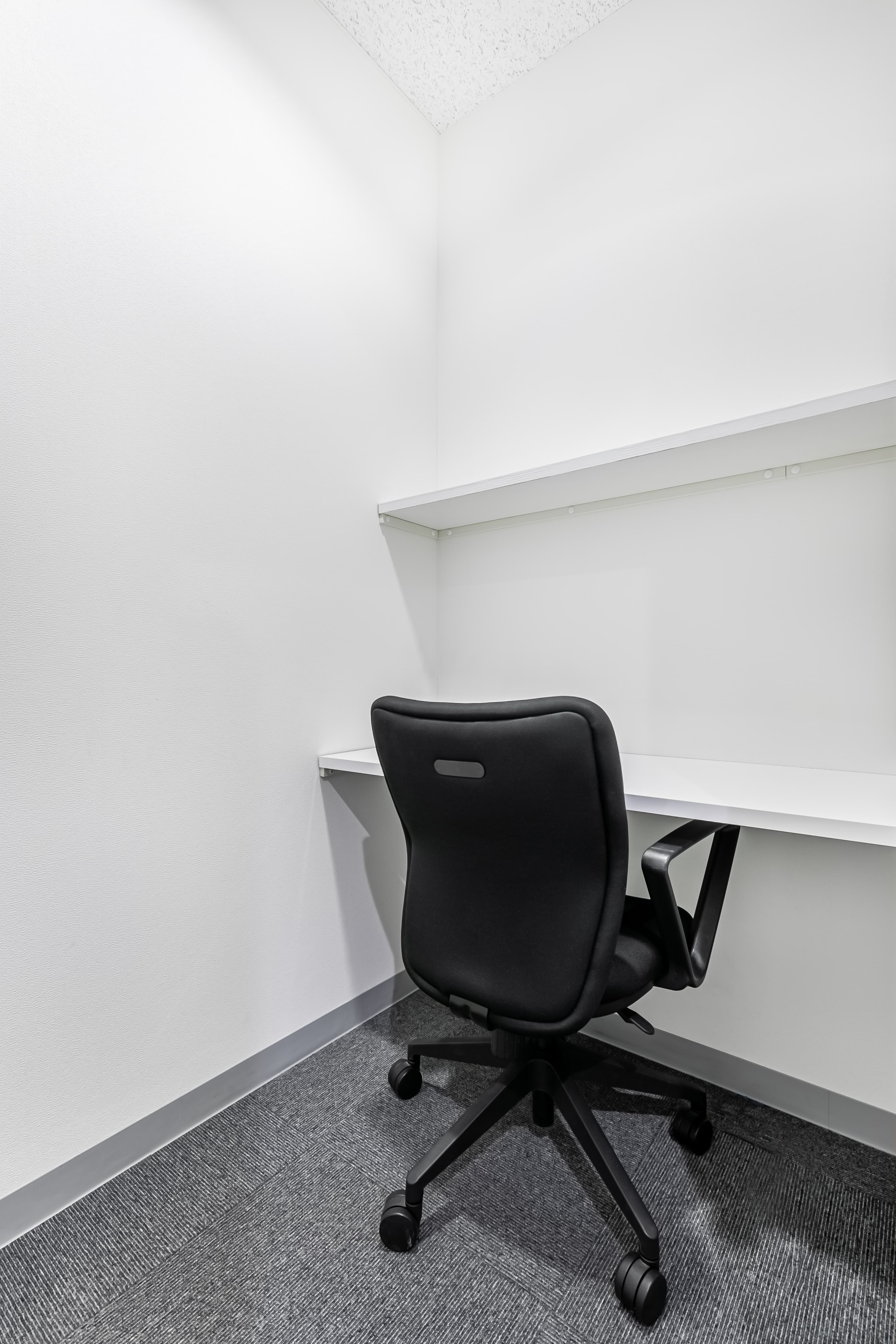 YOKOHAMA, Kannai image 6