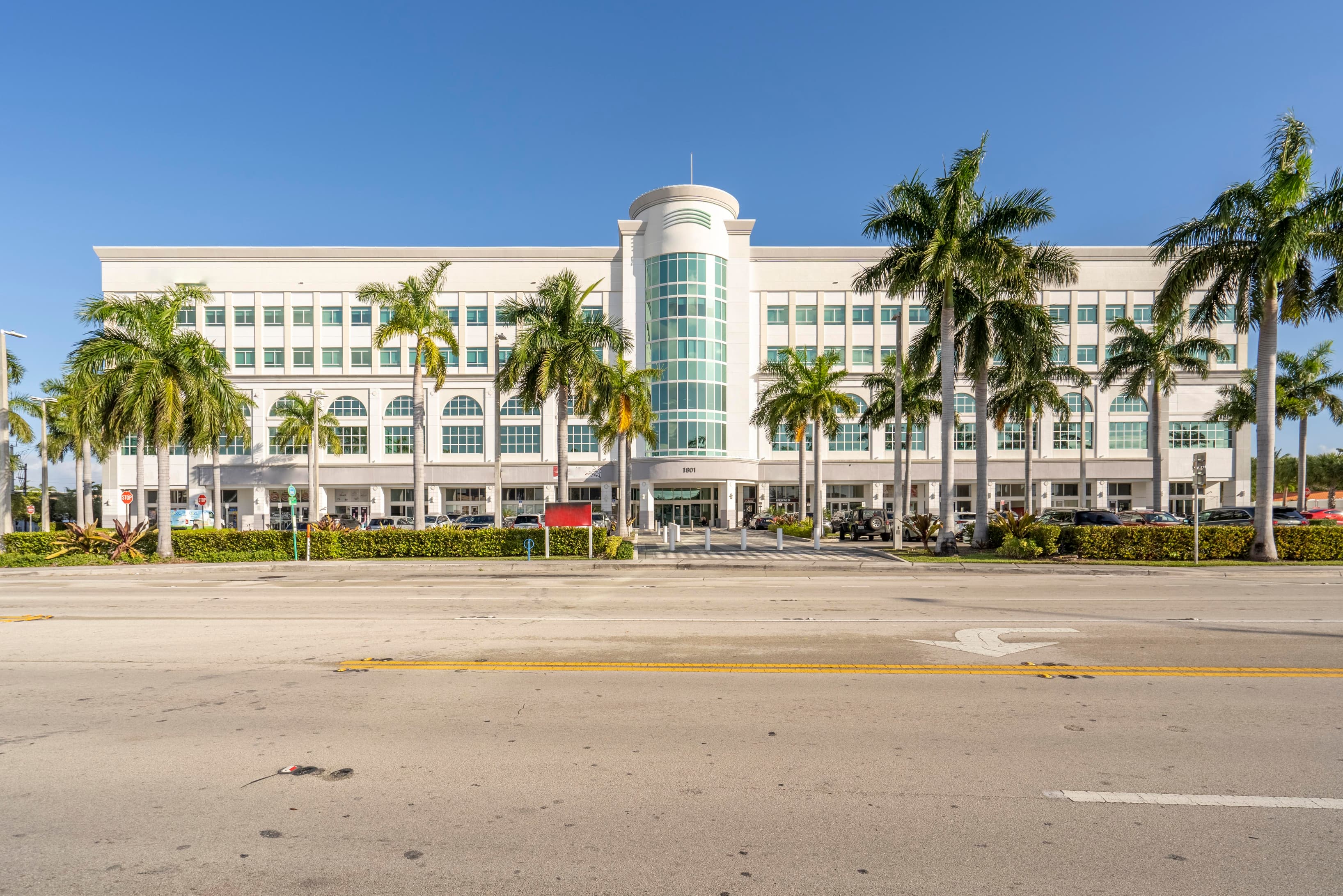 FL, North Miami - Causeway Square image 3