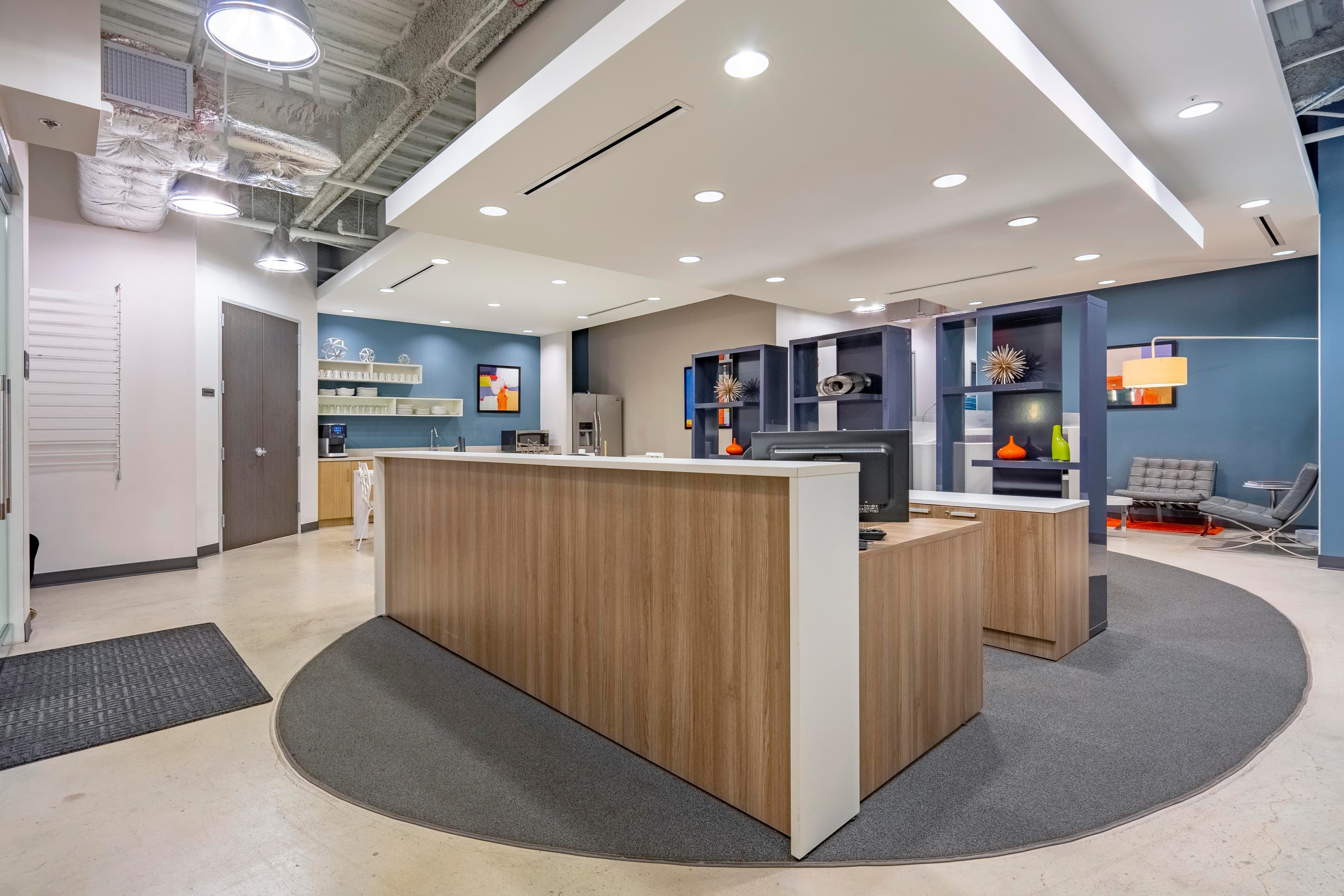 FL, North Miami - Causeway Square image 7