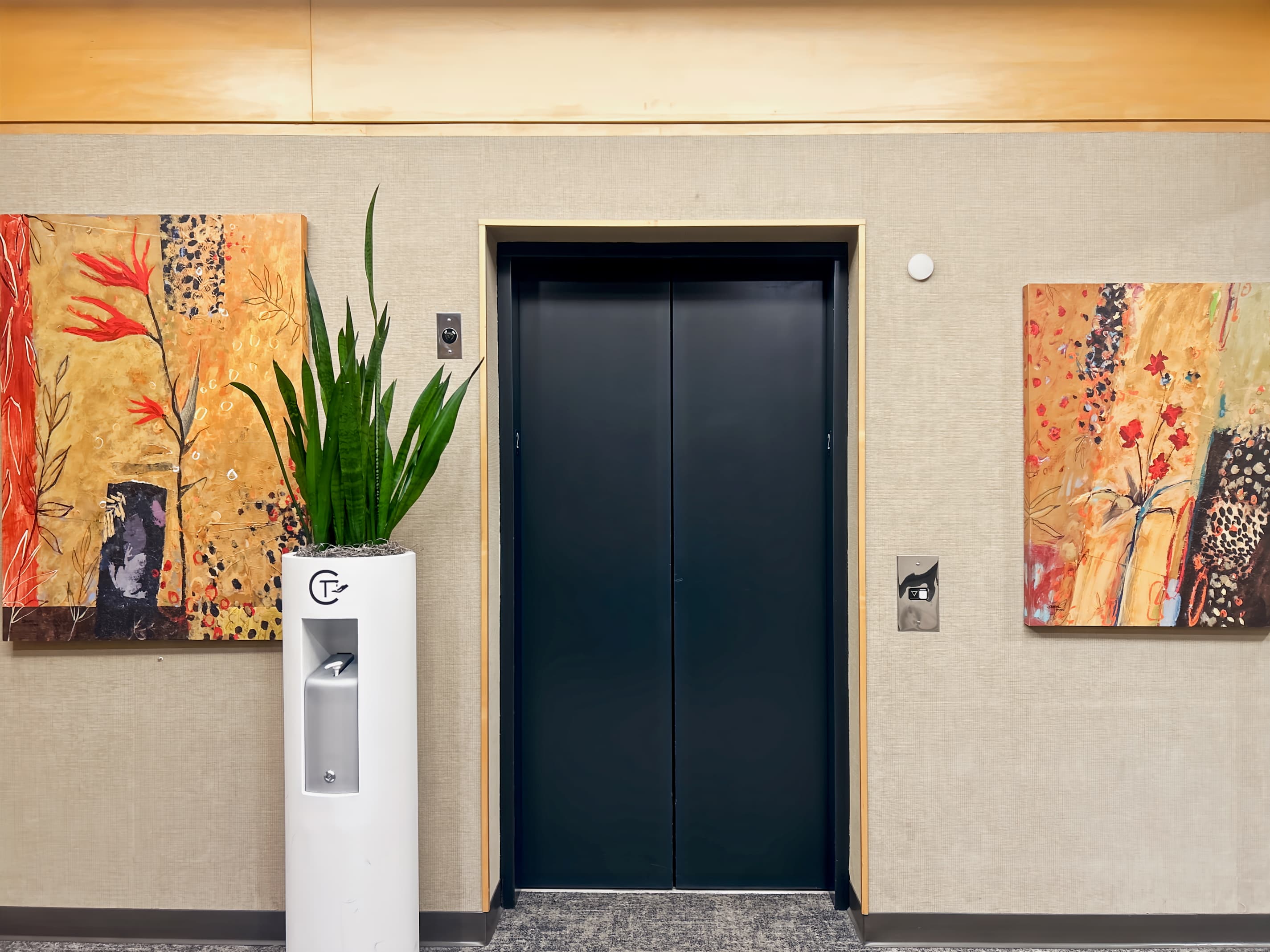 MN, Eden Prairie - Crosstown Corporate image 4