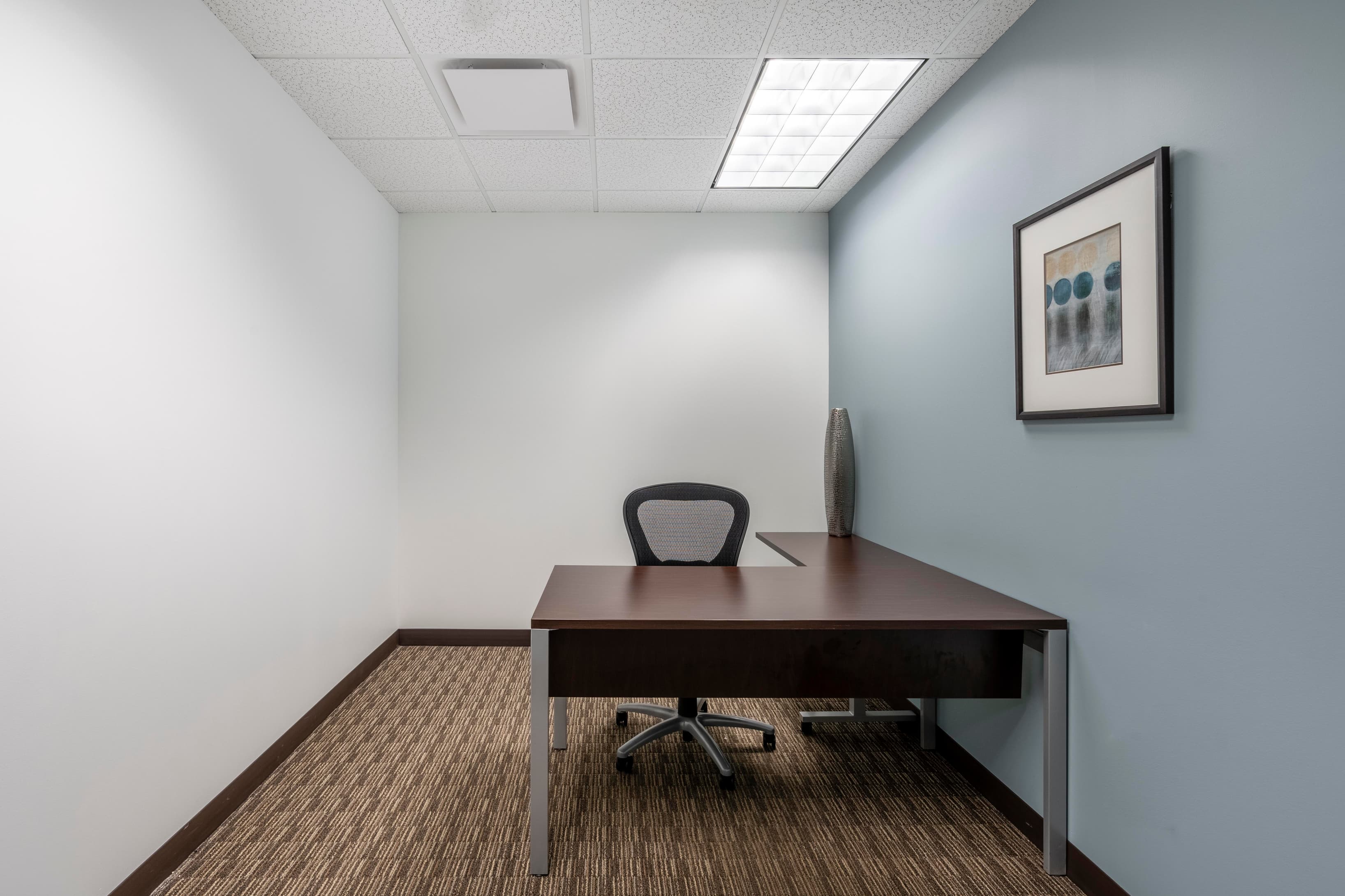 IL, Downers Grove - Executive Towers West image 5