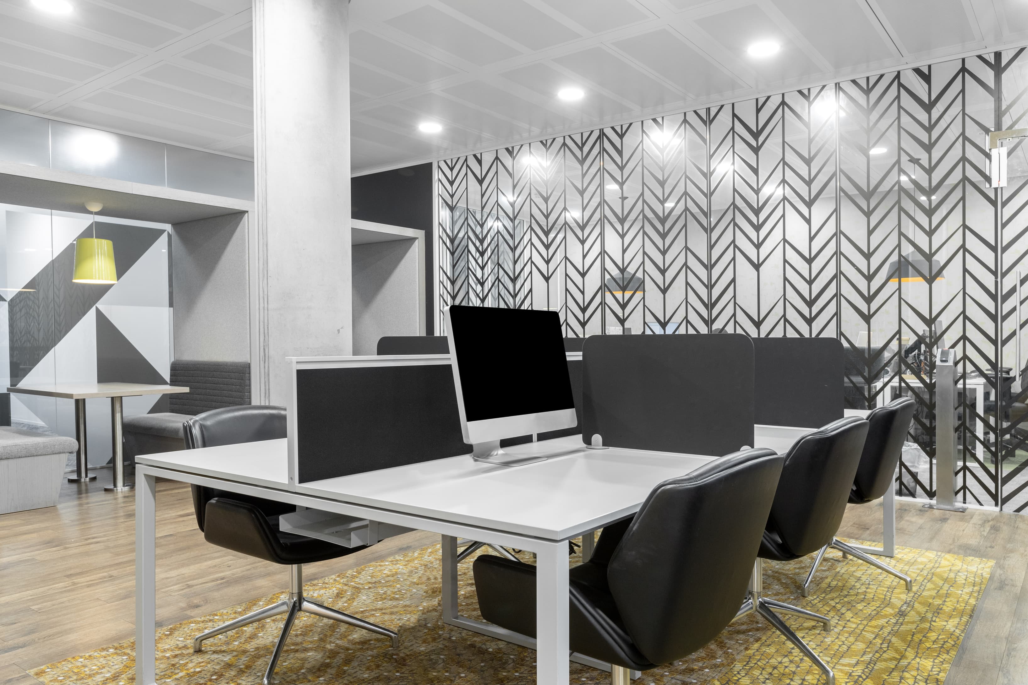 LONDON, Chiswick Park image 1 LONDON, Chiswick Park image 1