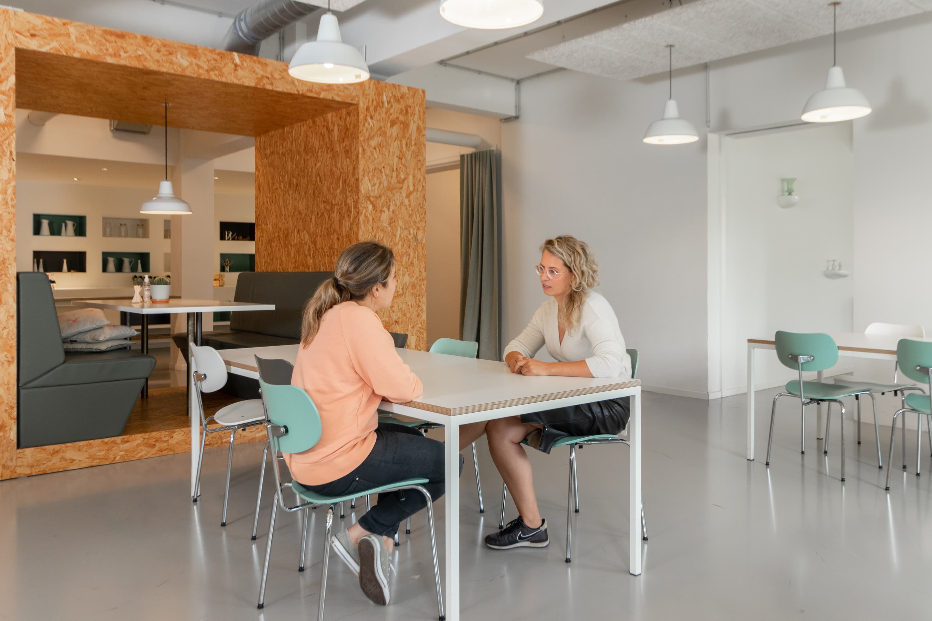 THE HAGUE, Spaces Rode Olifant image 6