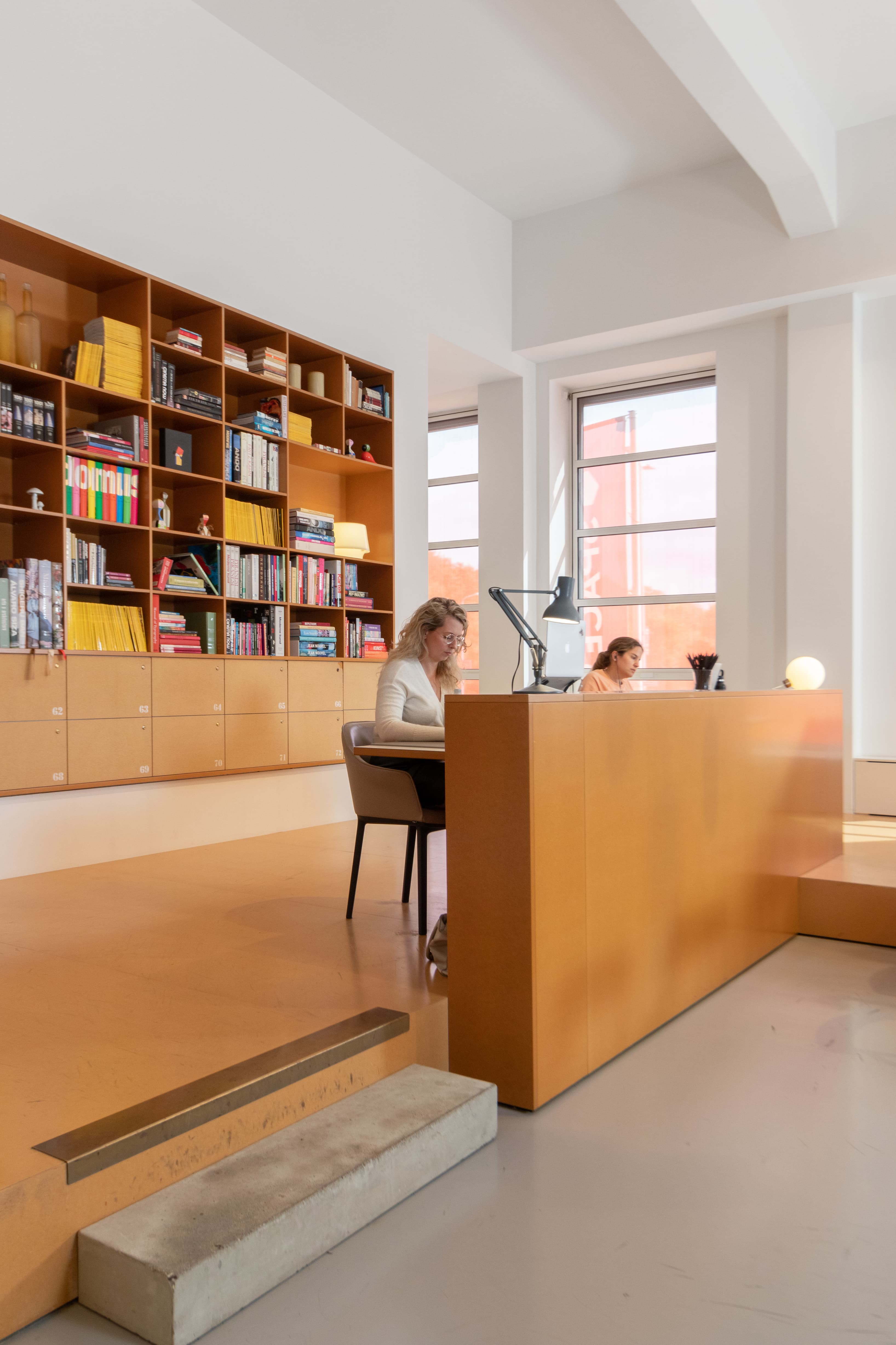 THE HAGUE, Spaces Rode Olifant image 8