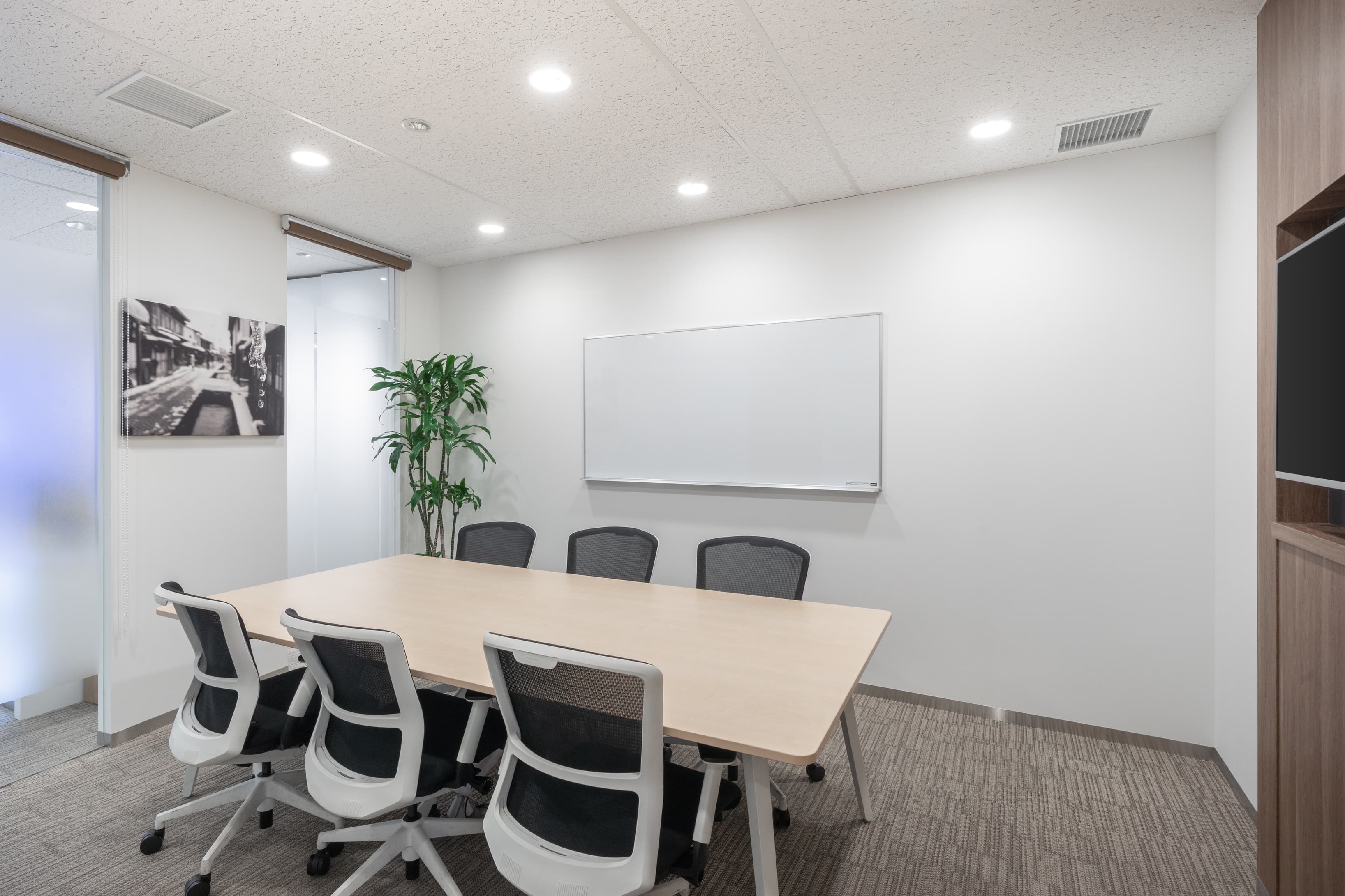 OSAKA, Pacific Marks Nishi-Umeda image 7