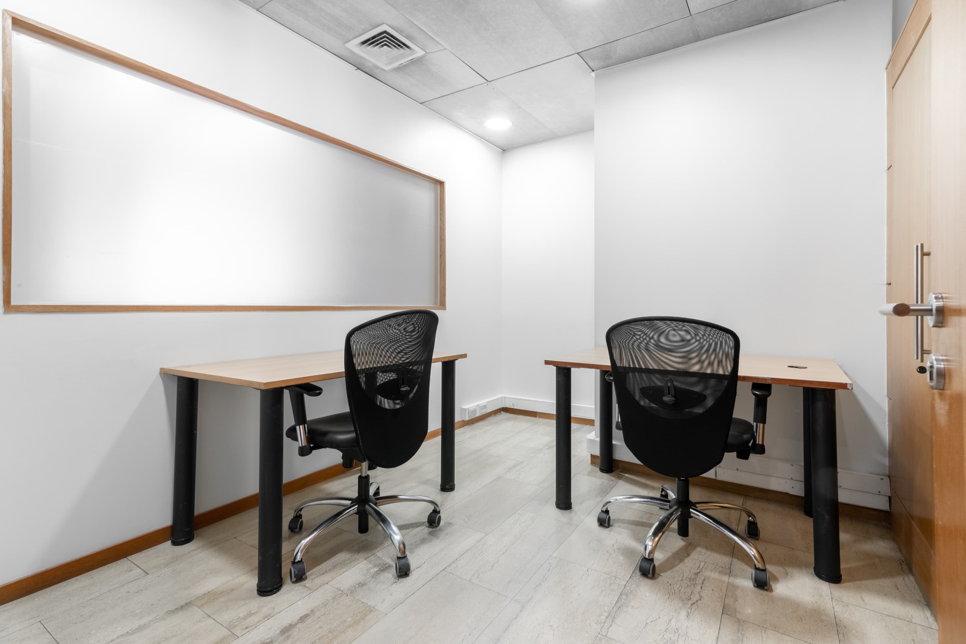 SANTIAGO, El Golf 40 image 1