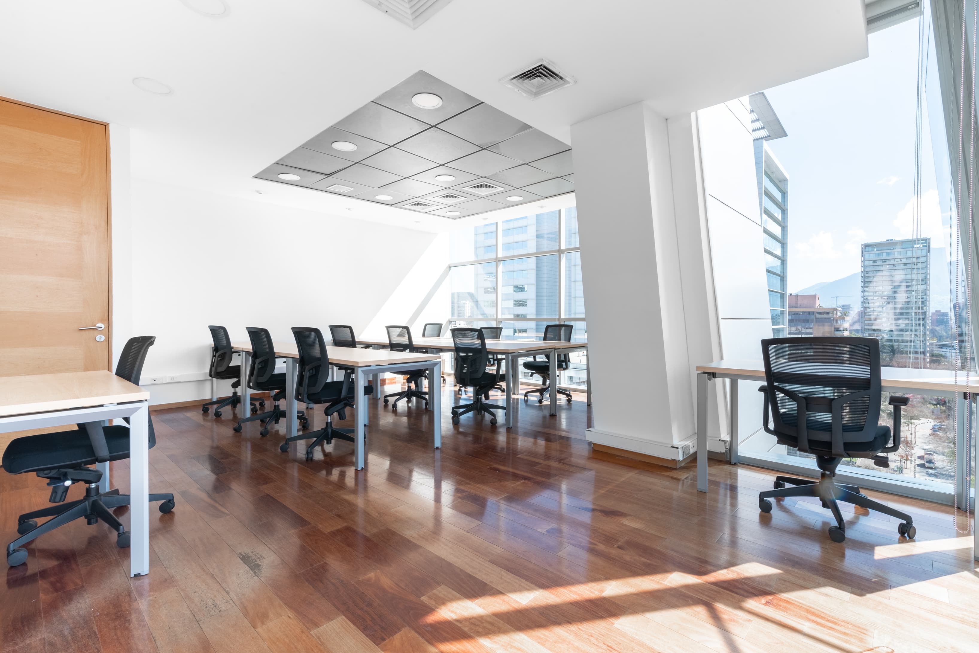 SANTIAGO, El Golf 40 image 2