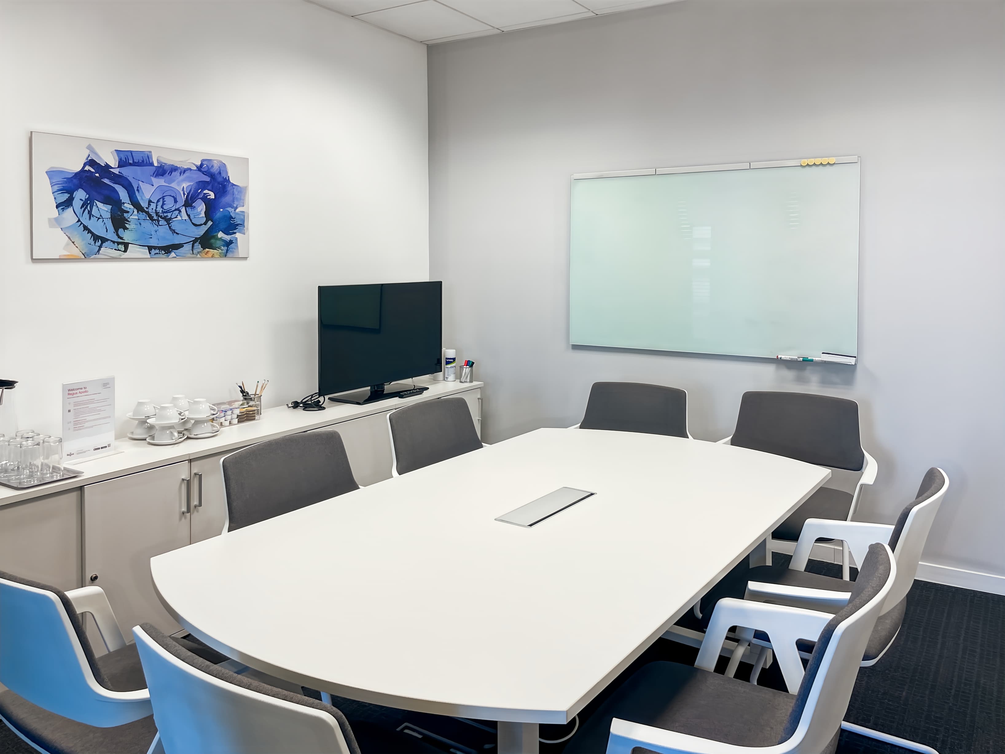 BRATISLAVA, Apollo image 5