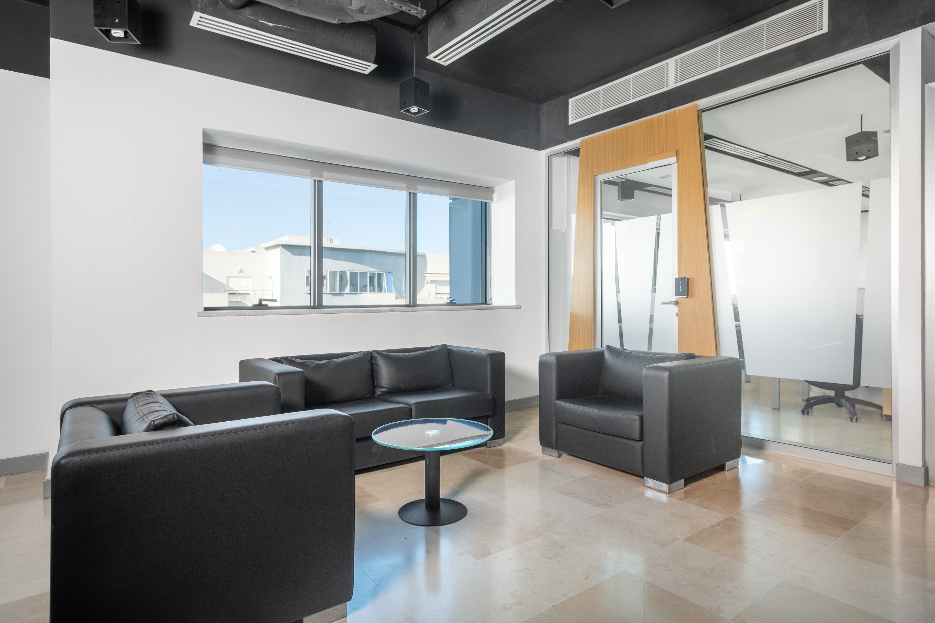 TUNIS, Berges du Lac 2 image 3