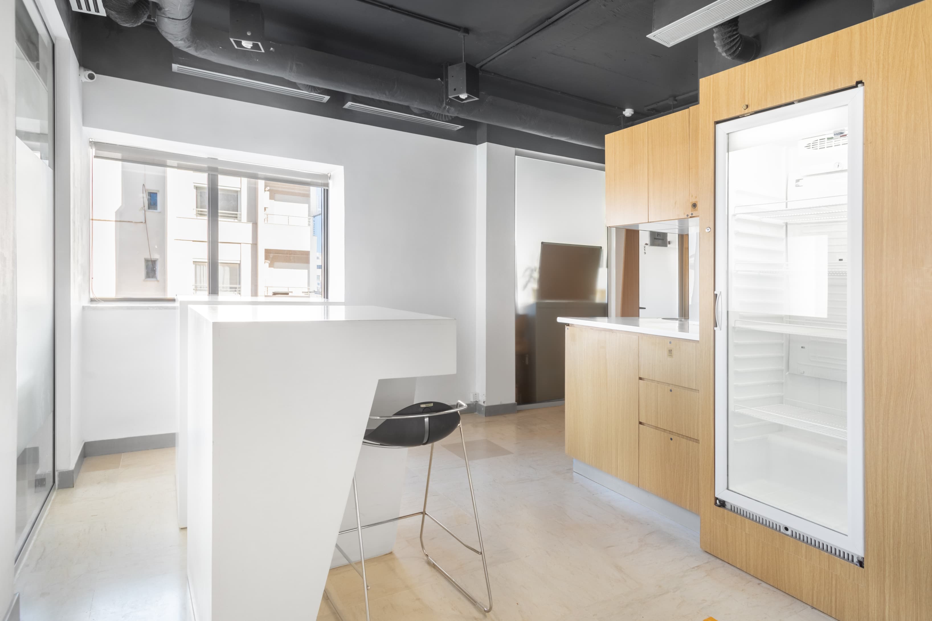 TUNIS, Berges du Lac 2 image 1