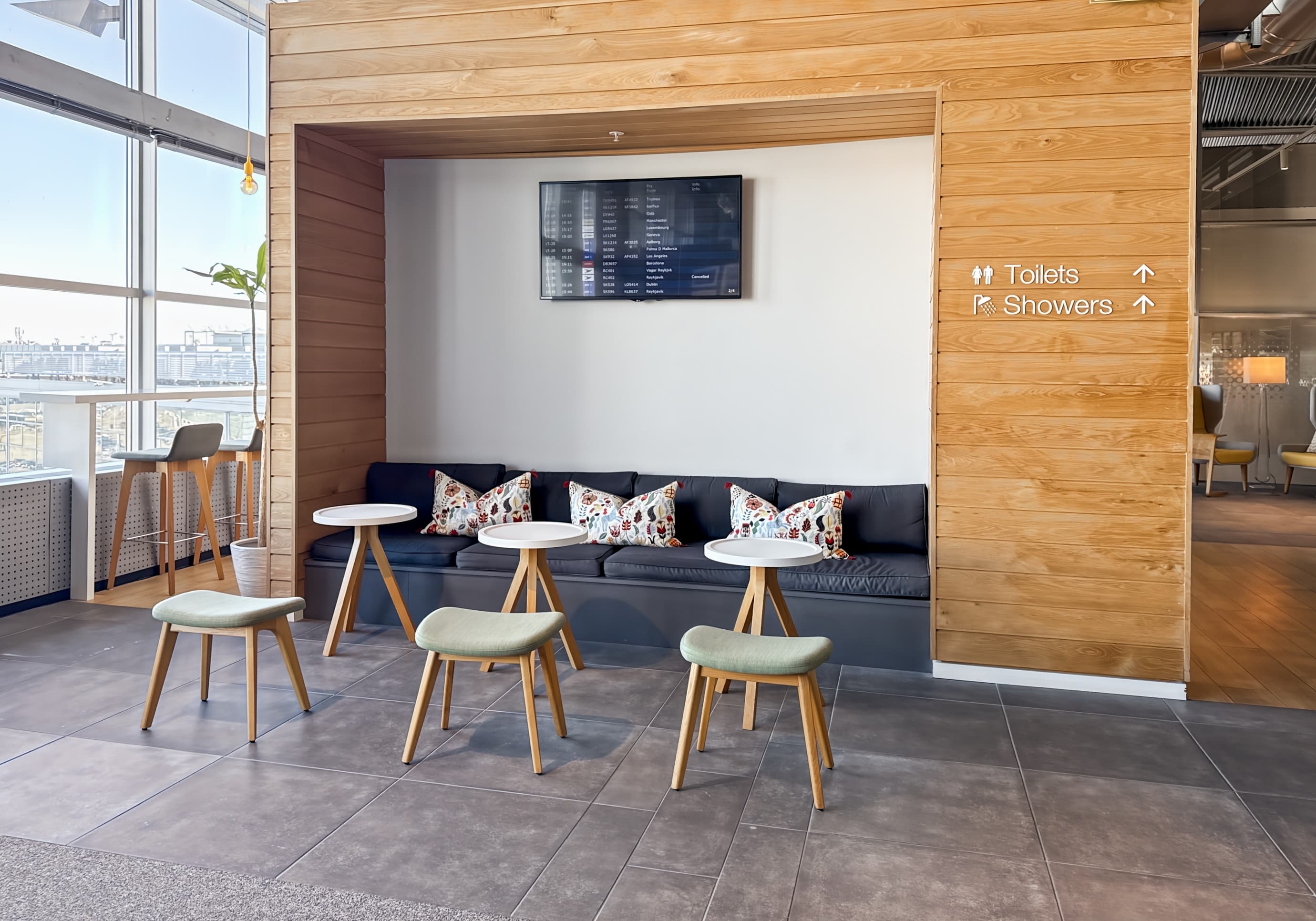 COPENHAGEN AIRPORT TERMINAL 3, Regus Express image 10