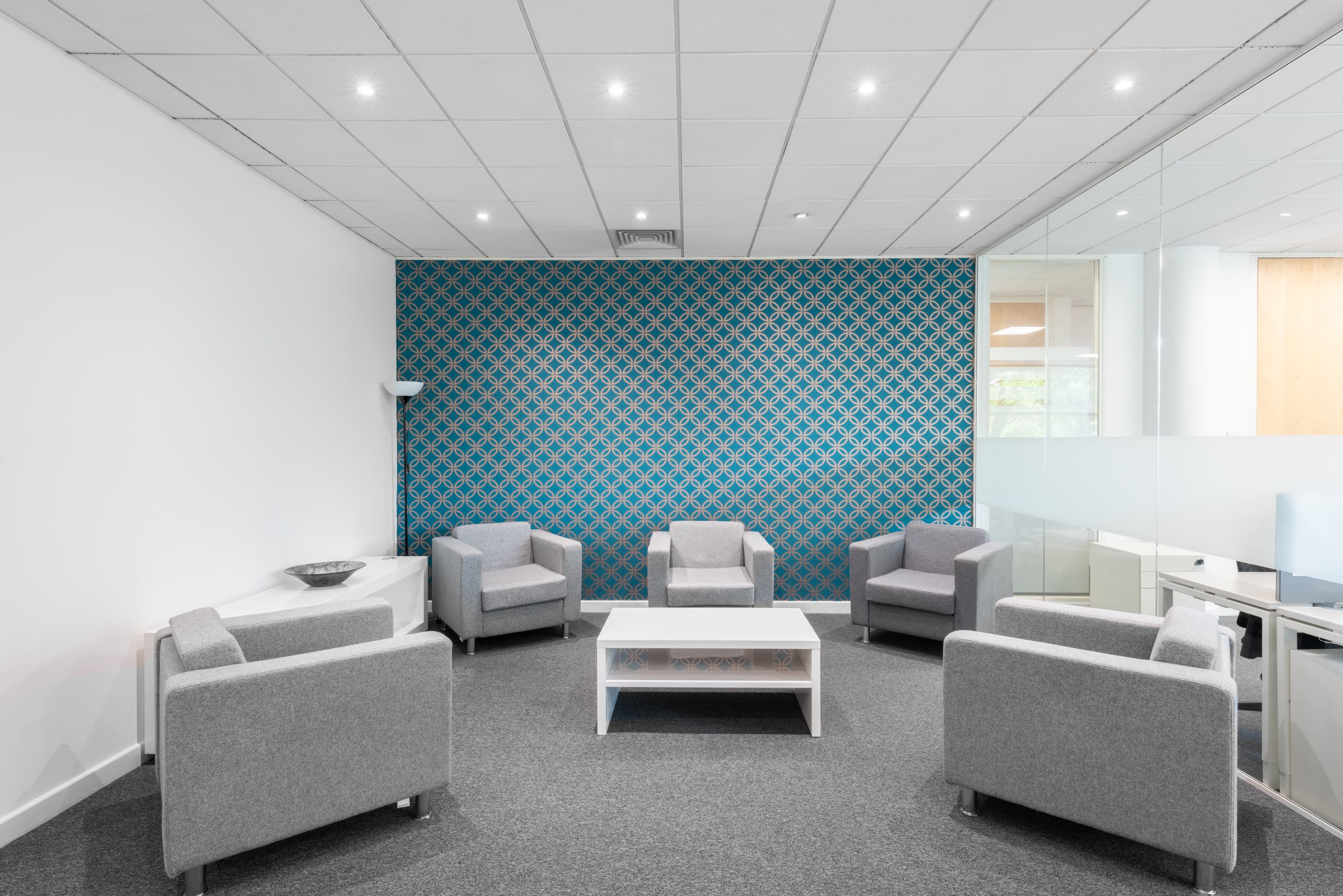 MANCHESTER, Airport image 9