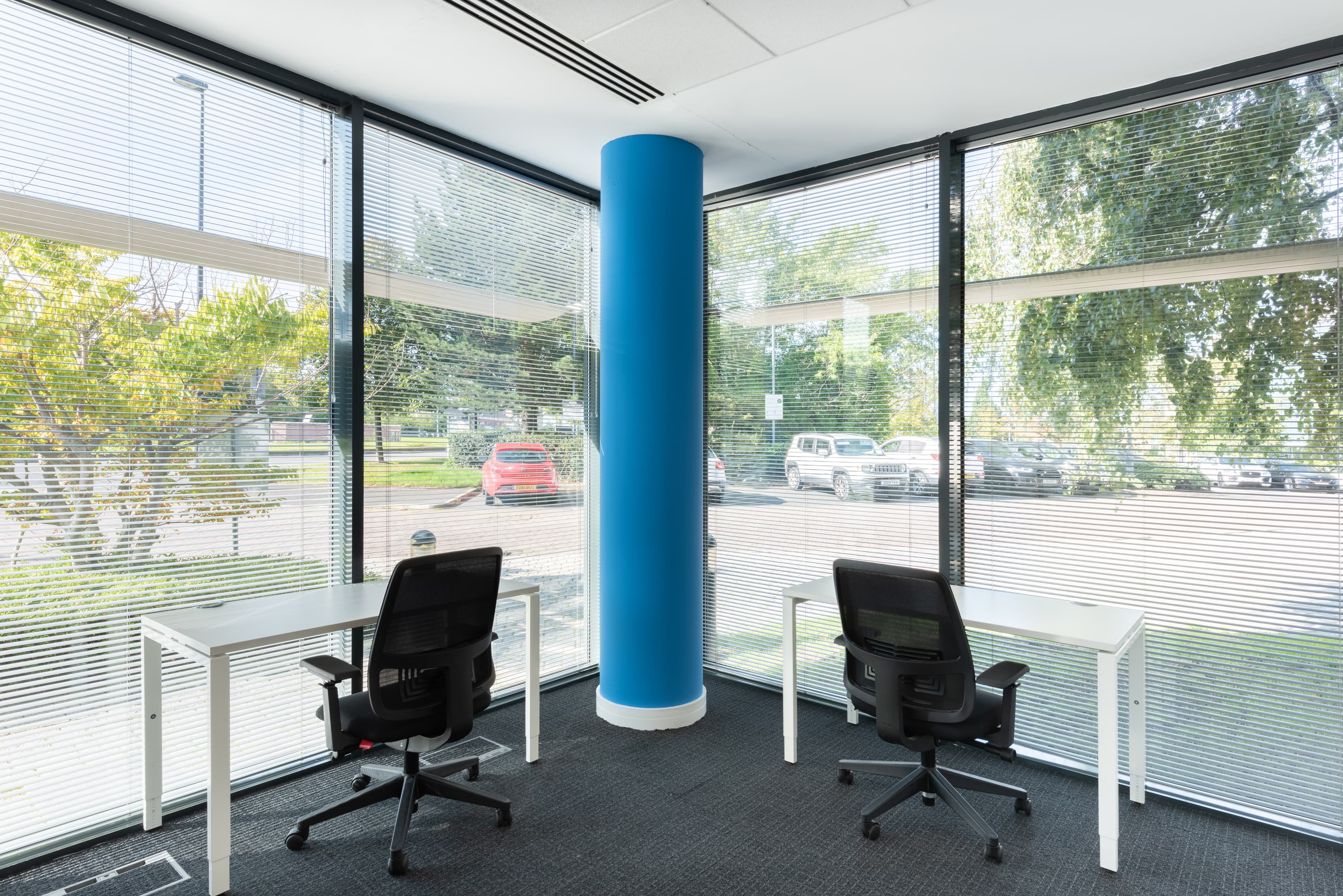 MANCHESTER, Airport image 1