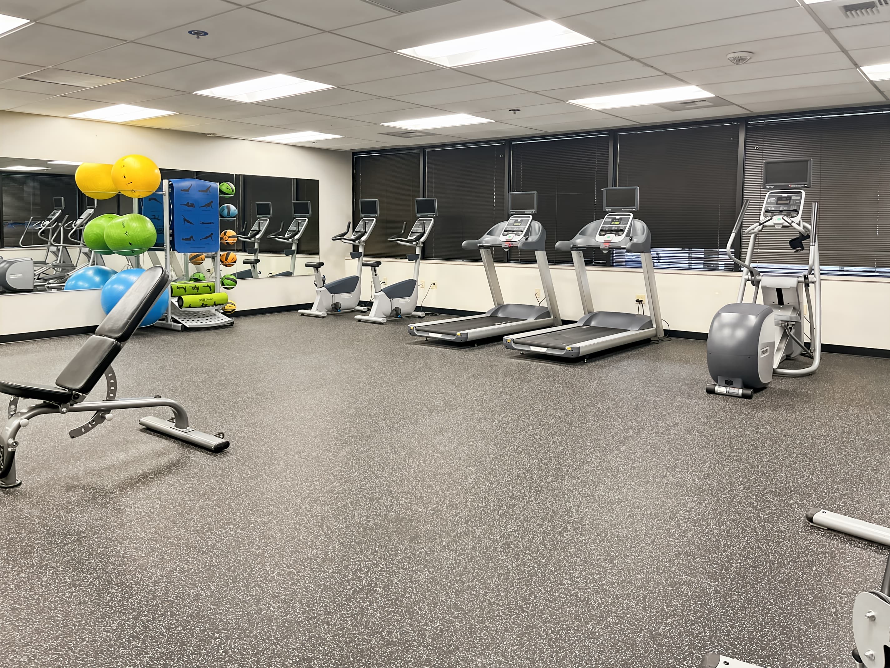 WA, Renton - Triton Towers Three image 1