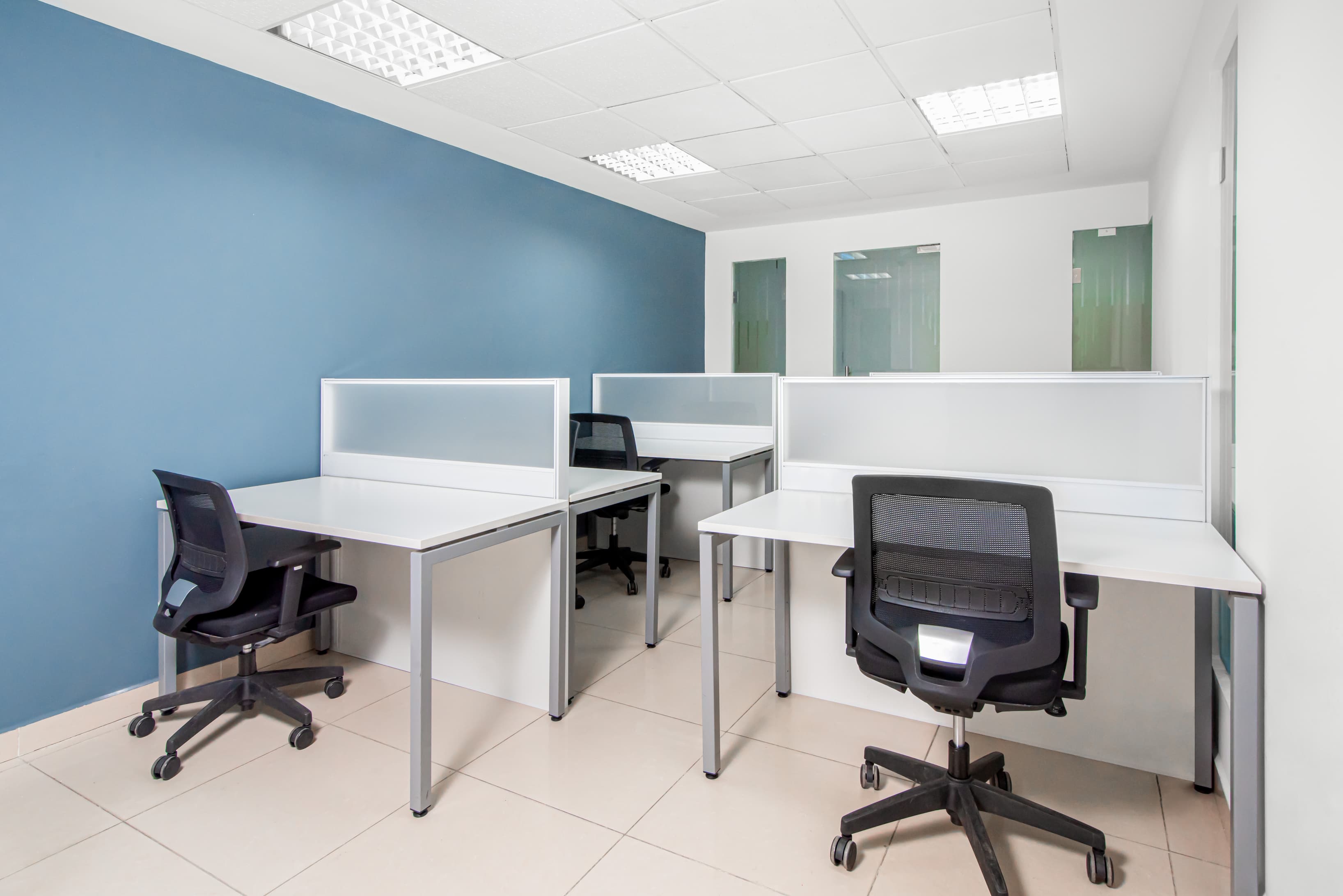 ABIDJAN, Plein Ciel image 3