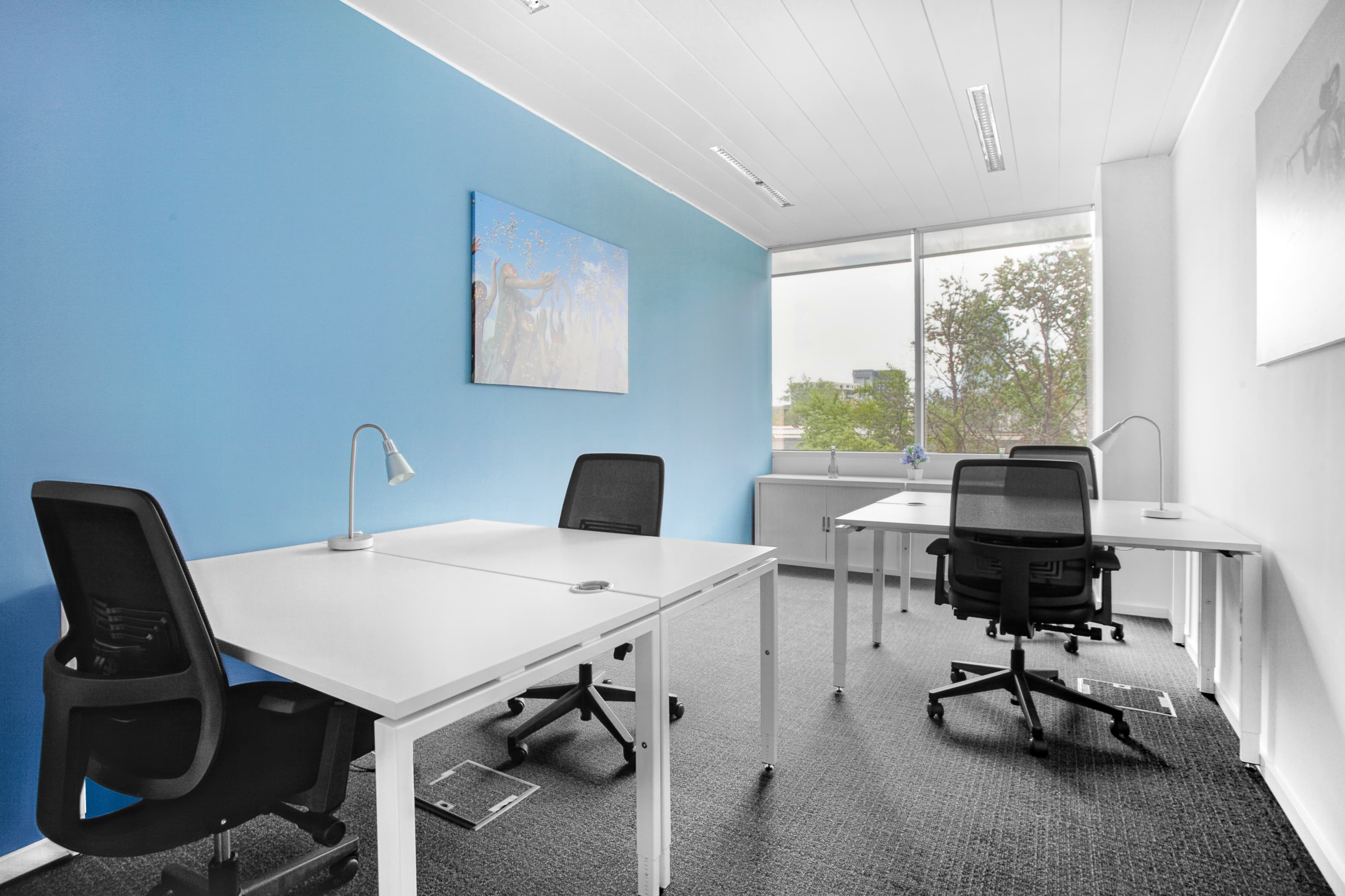 BUCHAREST, Hermes image 3 BUCHAREST, Hermes image 3