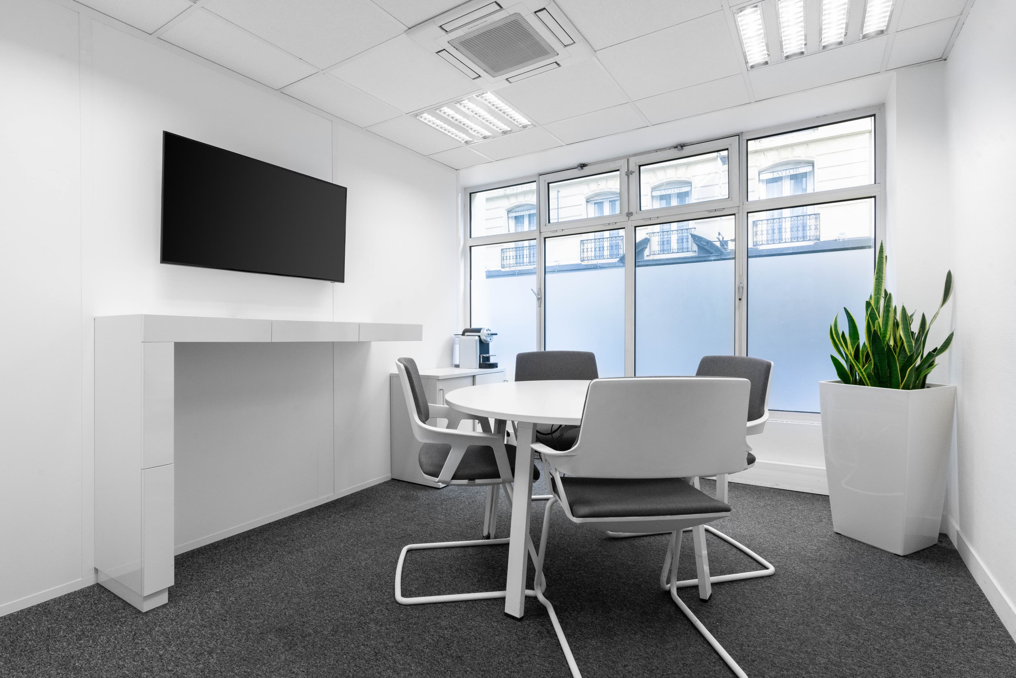 Paris, République image 8 Paris, République image 8