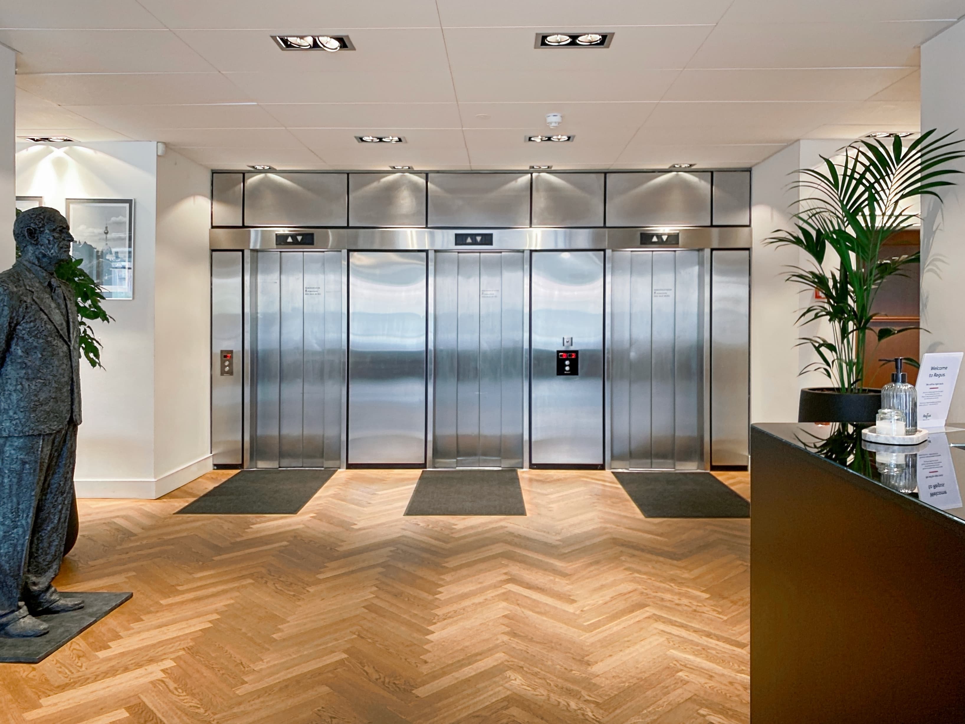 COPENHAGEN, Raadhuspladsen image 5