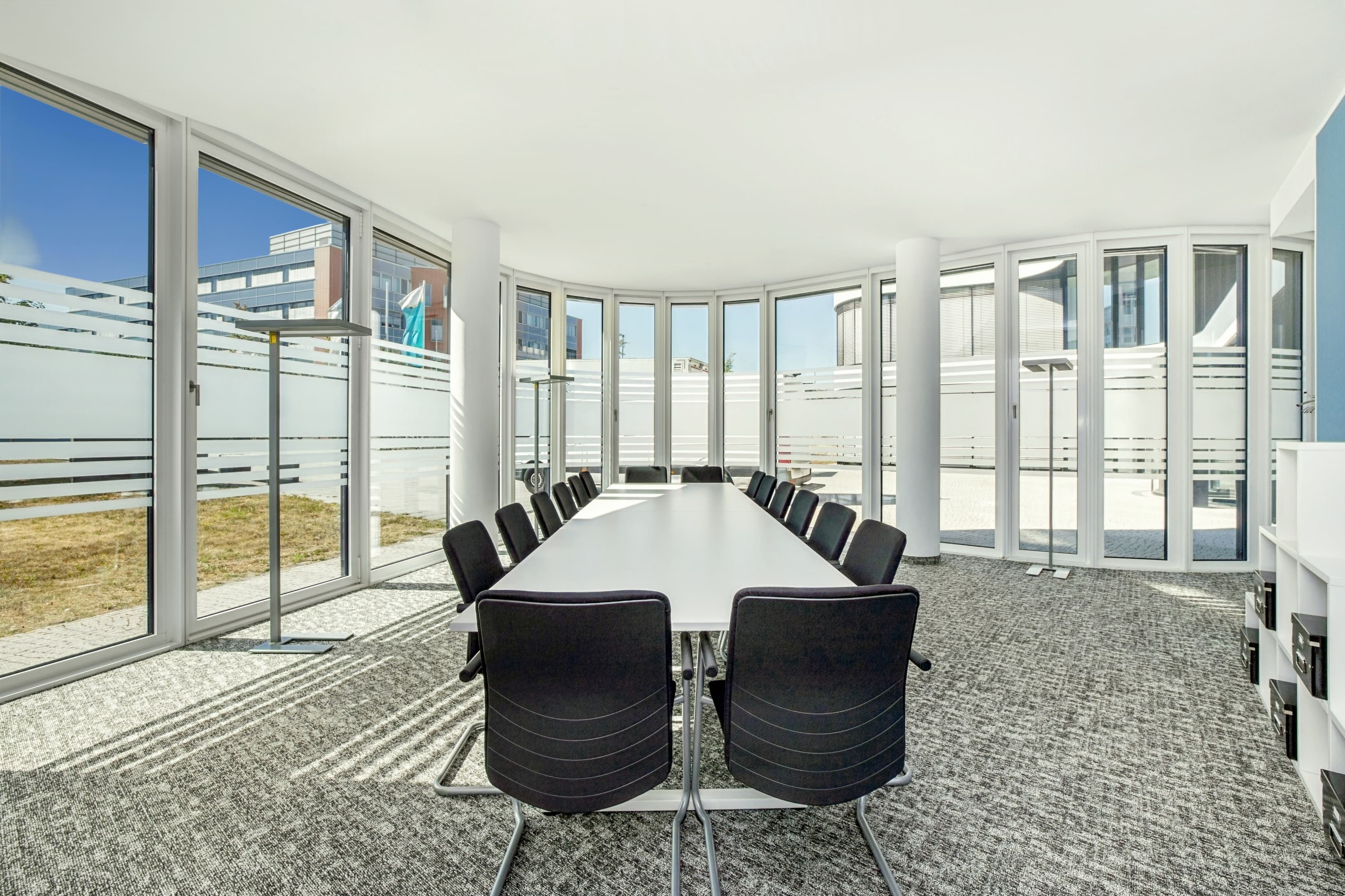 DUSSELDORF, Airport City image 6