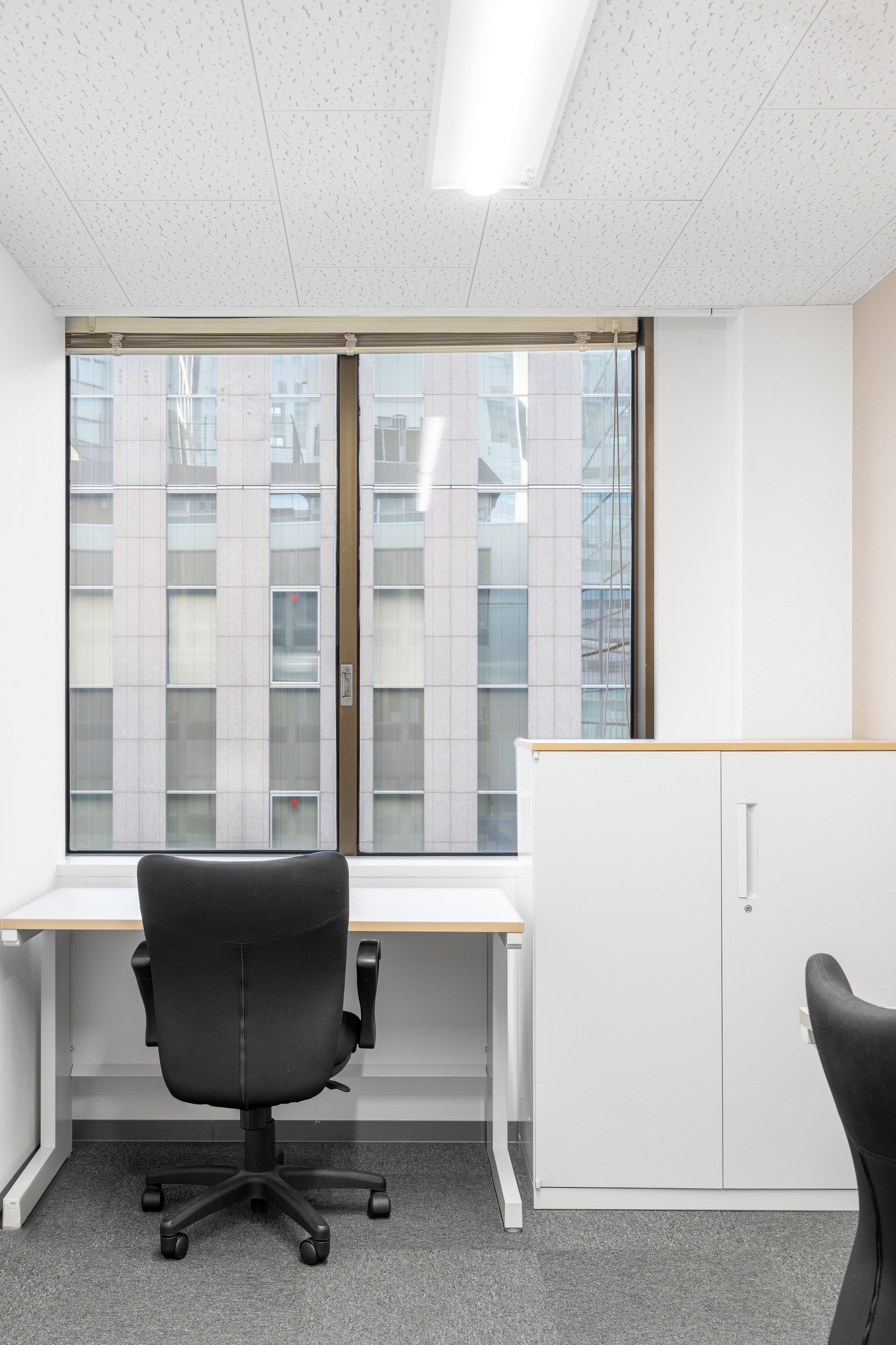 TOKYO, Shinjuku Minamiguchi image 3