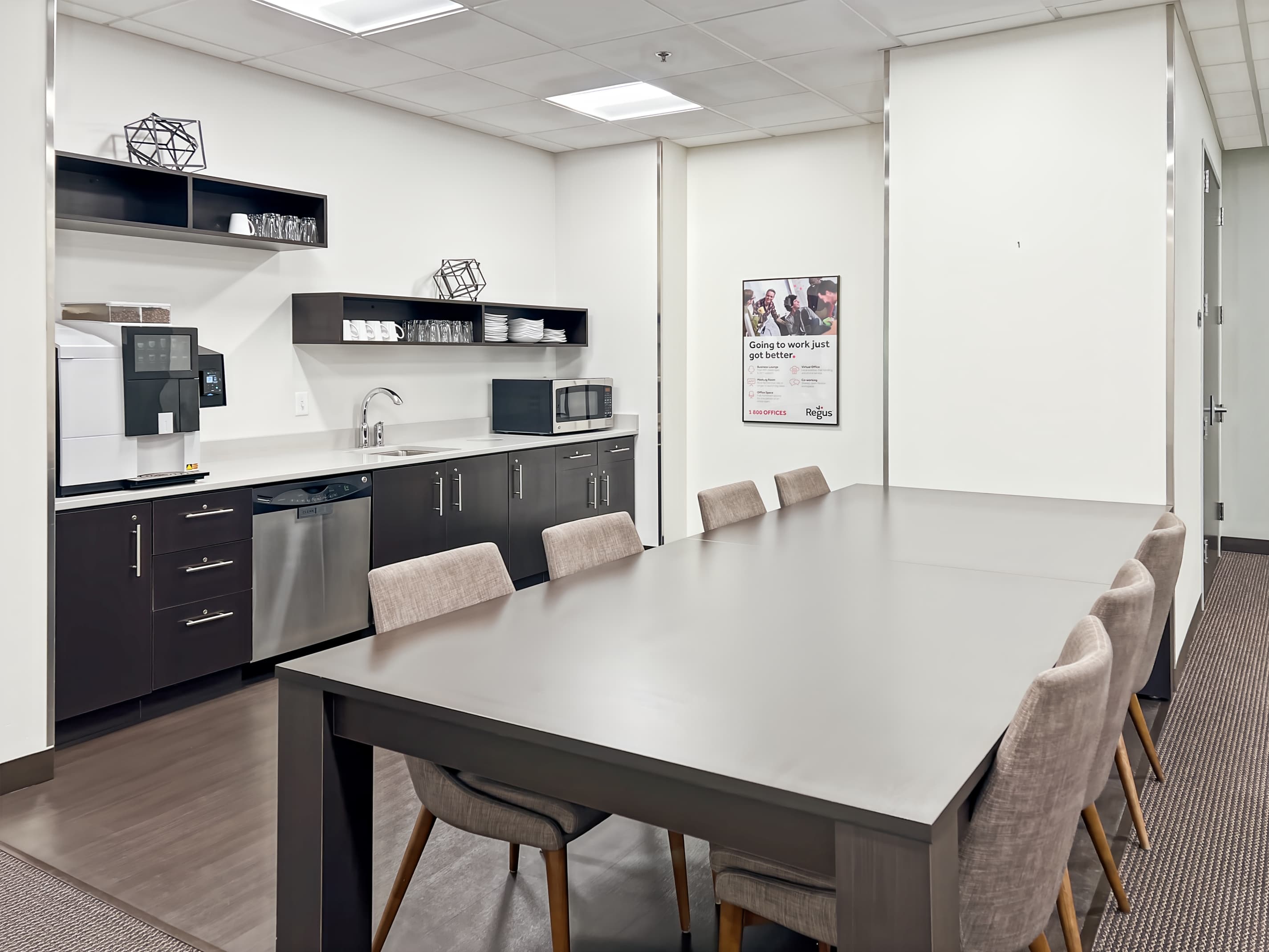 IA, Davenport - Birchwood Office Building image 8