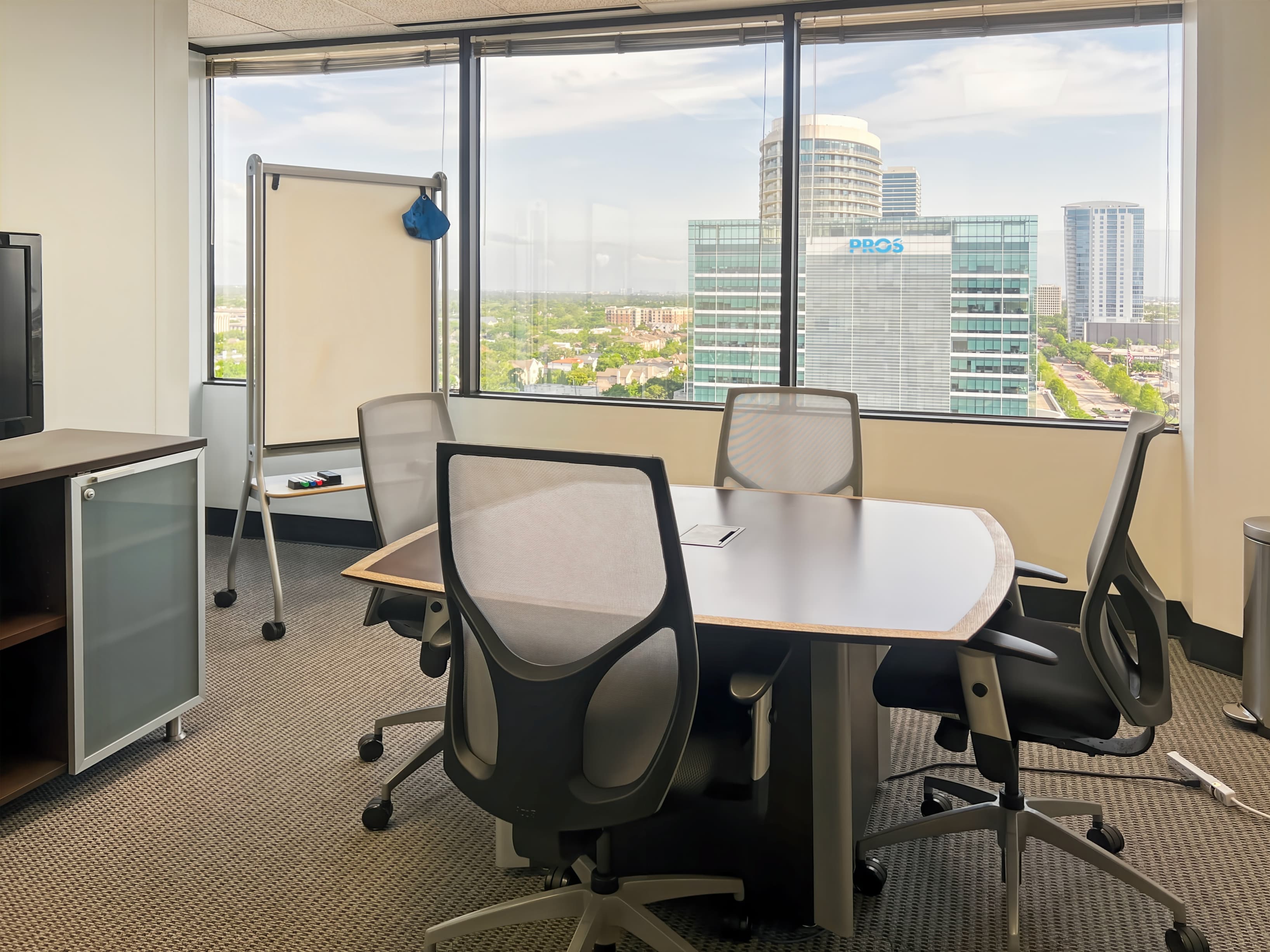 TX, Houston - River Oaks image 14