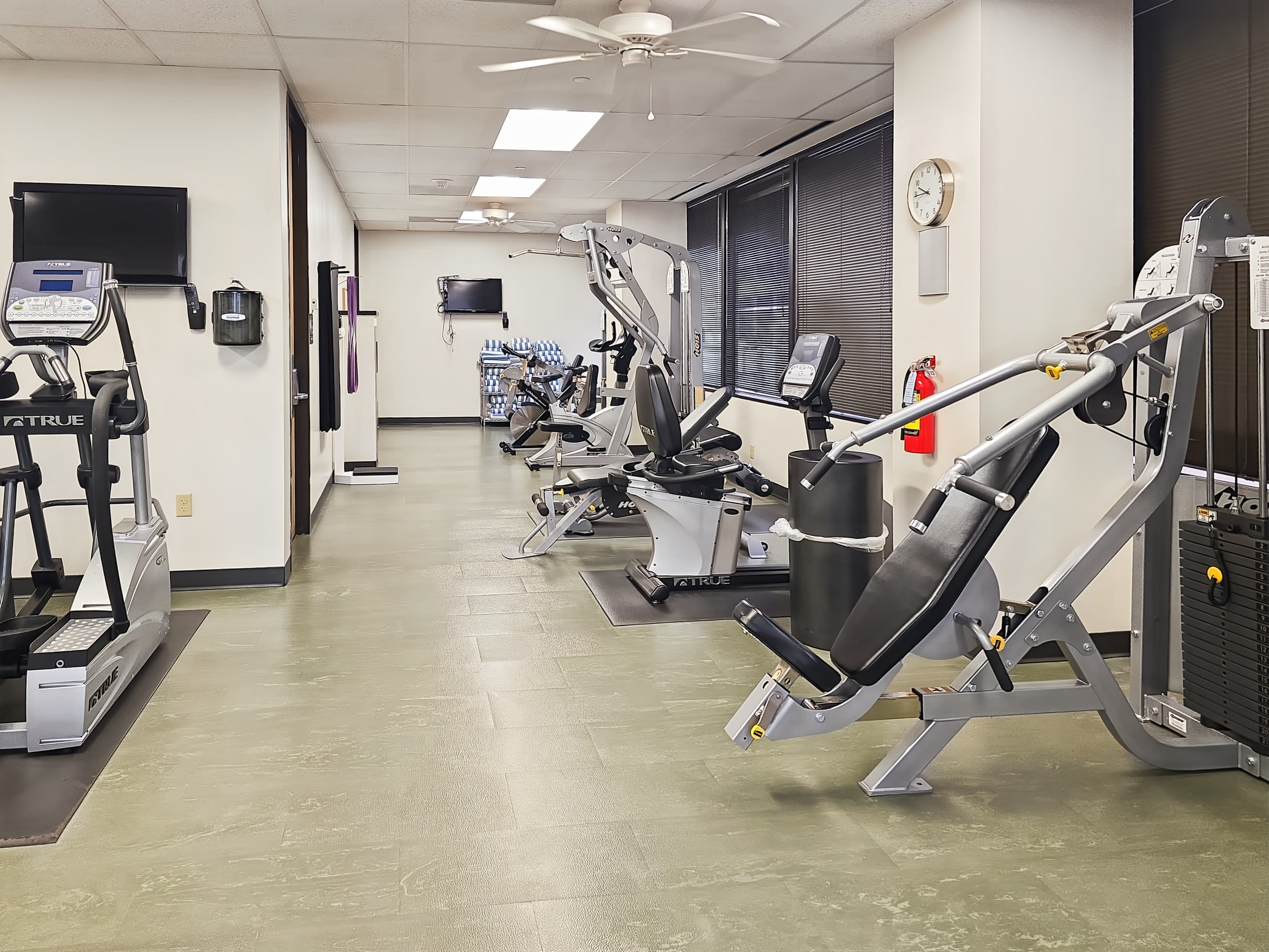 TX, San Antonio - One Riverwalk Place image 3 TX, San Antonio - One Riverwalk Place image 3