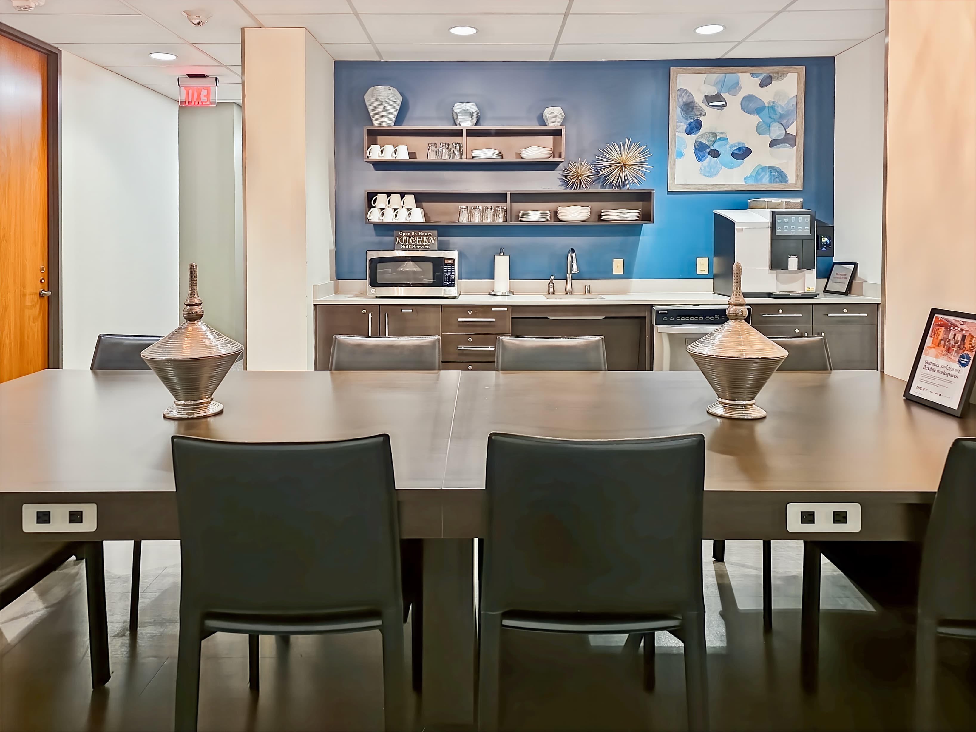 TX, Dallas - Mockingbird Towers image 14 TX, Dallas - Mockingbird Towers image 14