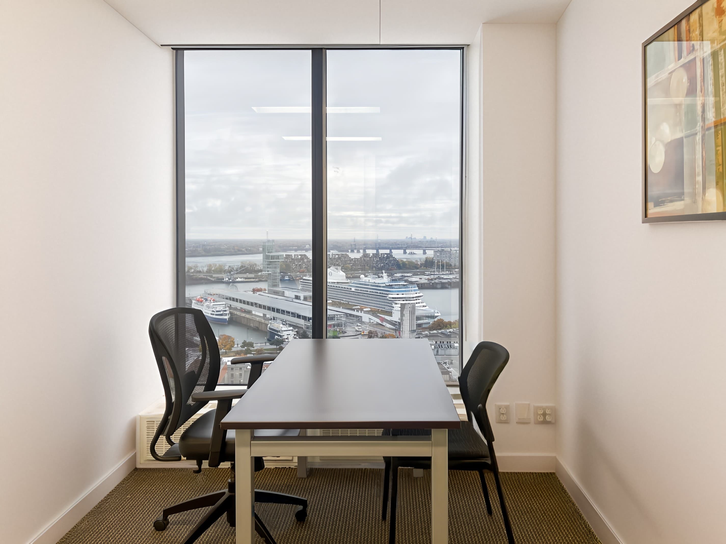 QC, Montreal - Place d'Armes image 9