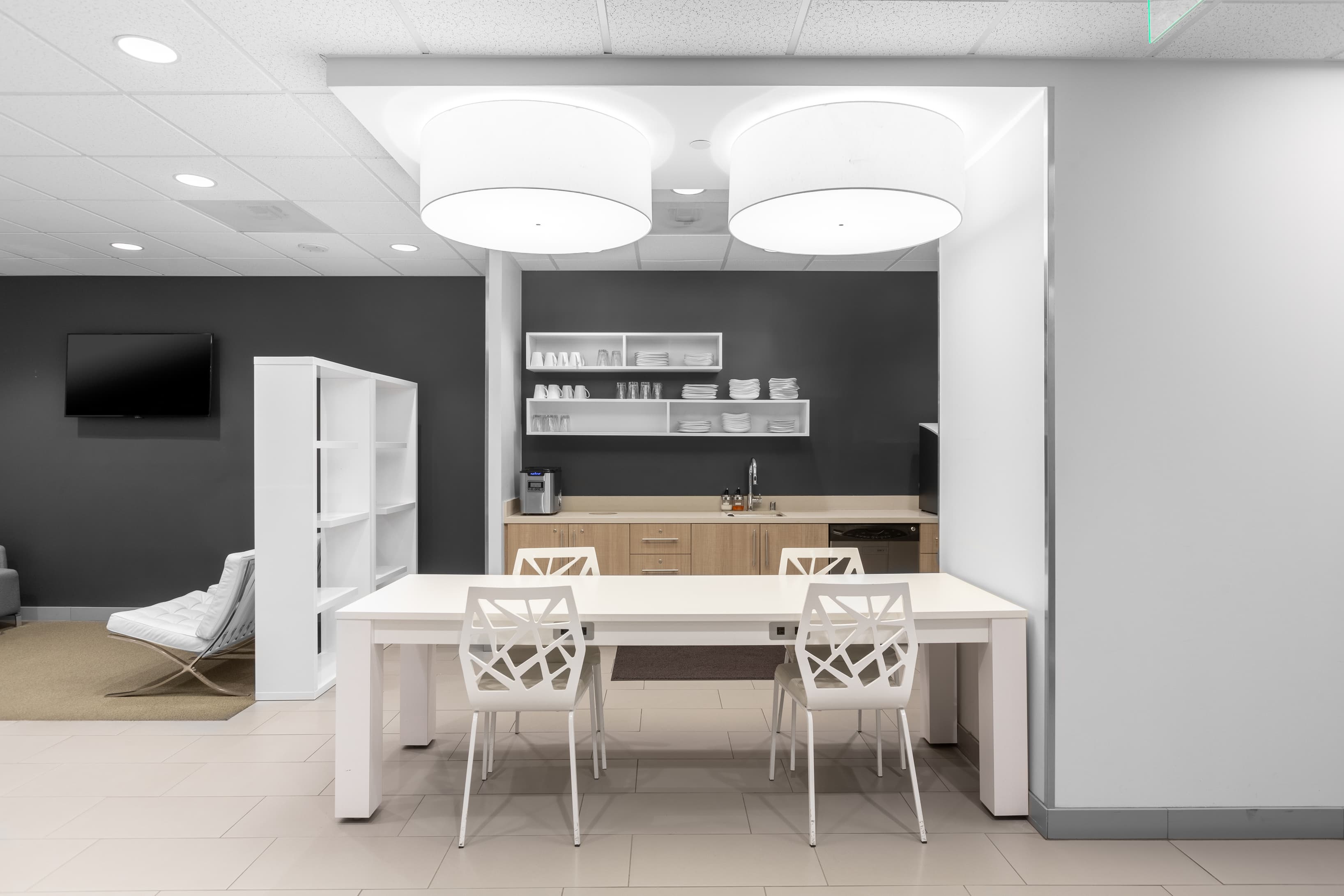 CA, Burbank - Burbank Business District image 5 CA, Burbank - Burbank Business District image 5