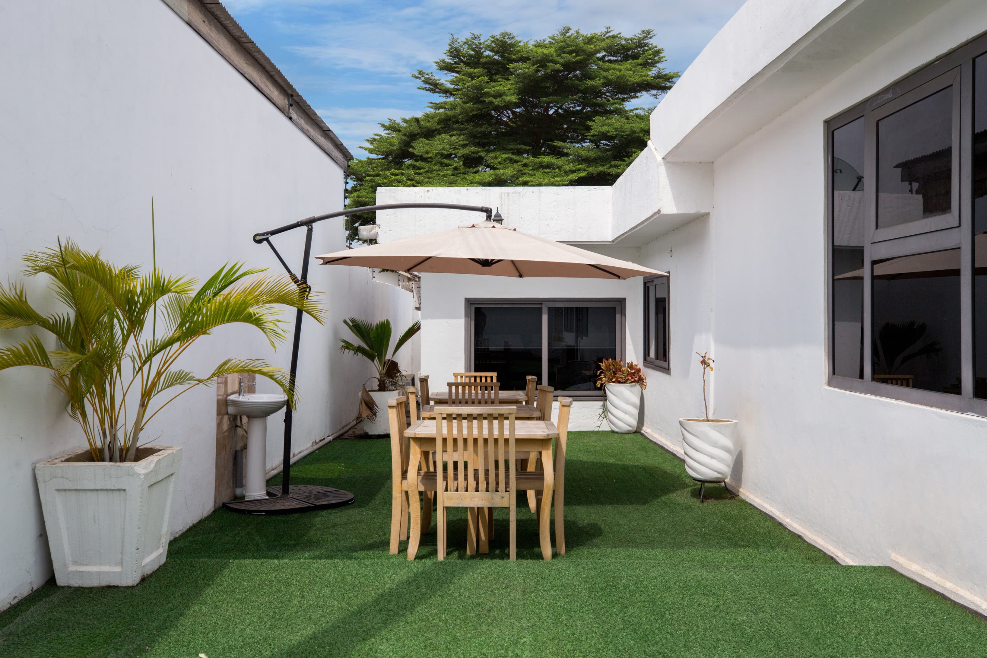 ACCRA, Airport Residential Area image 6