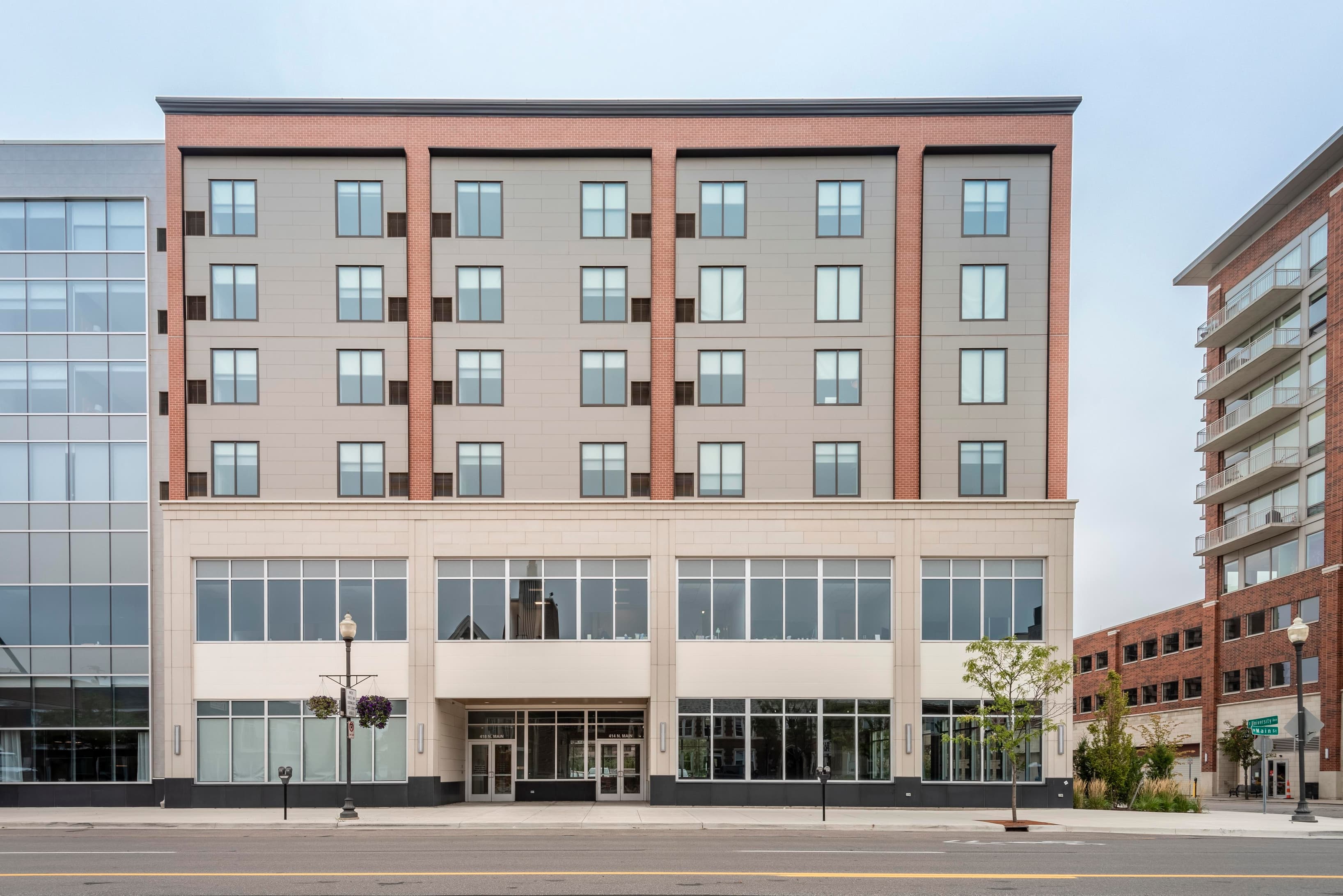 MI, Royal Oak - Main Street image 6