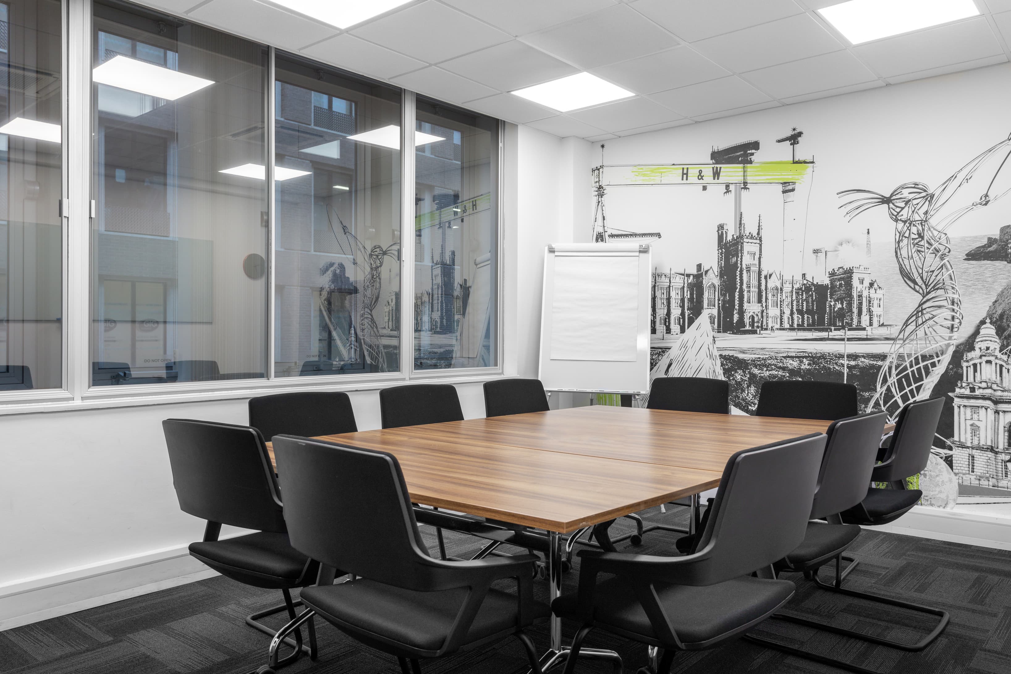 LONDON, Hanover Square - No 17 image 5