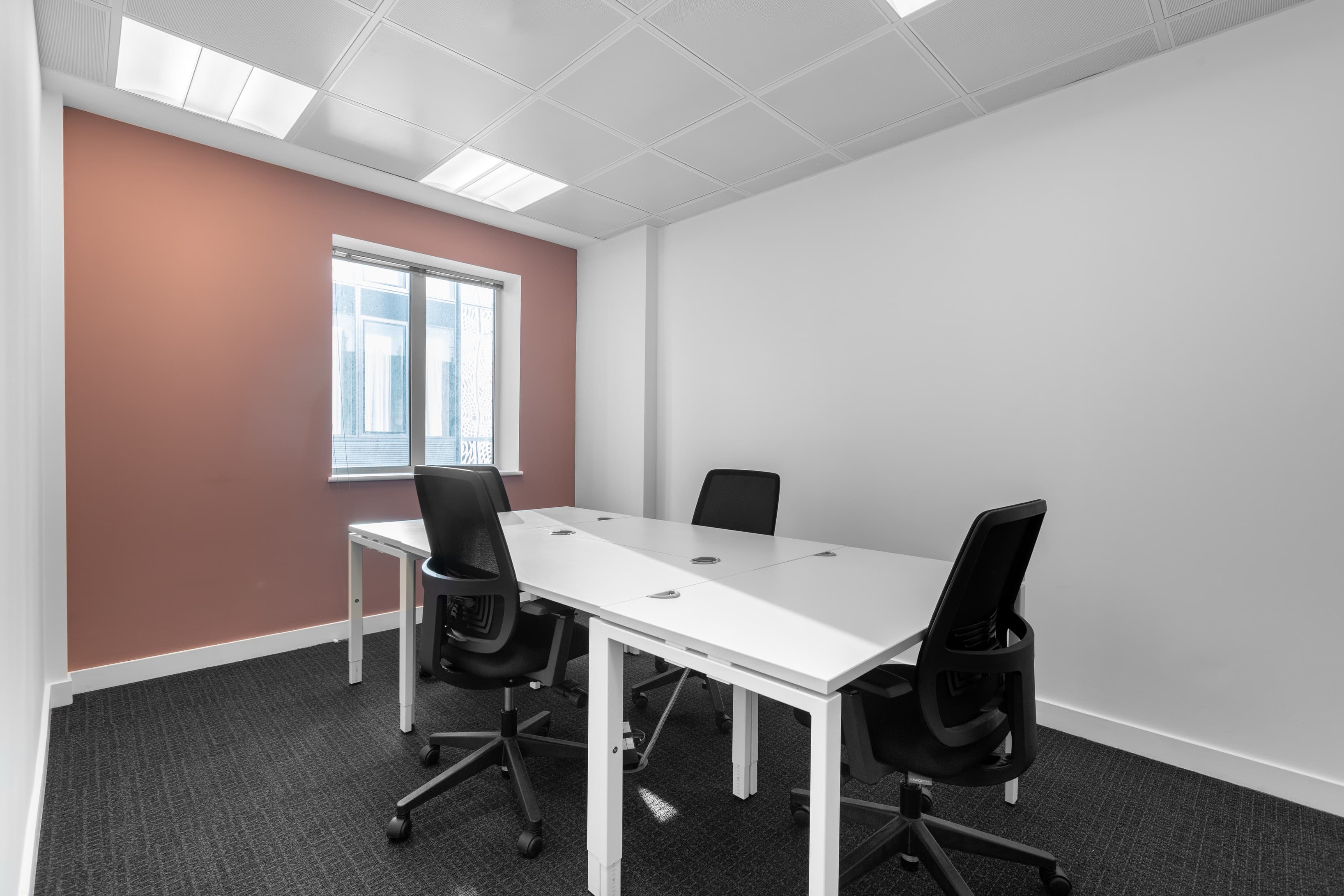 LONDON, Oxford Street (Marble Arch) image 8