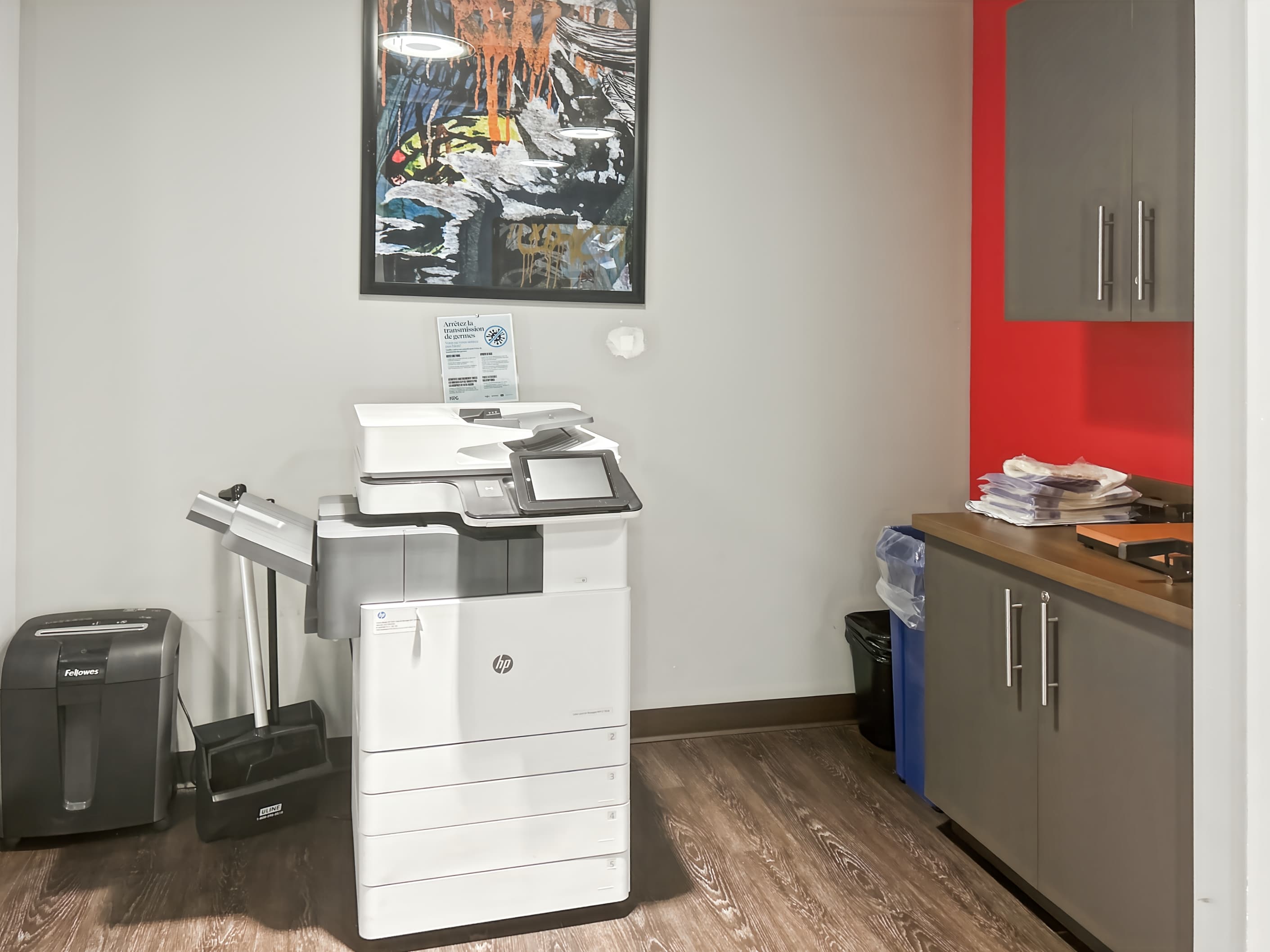 QC, Saint Laurent - Ville St-Laurent image 11